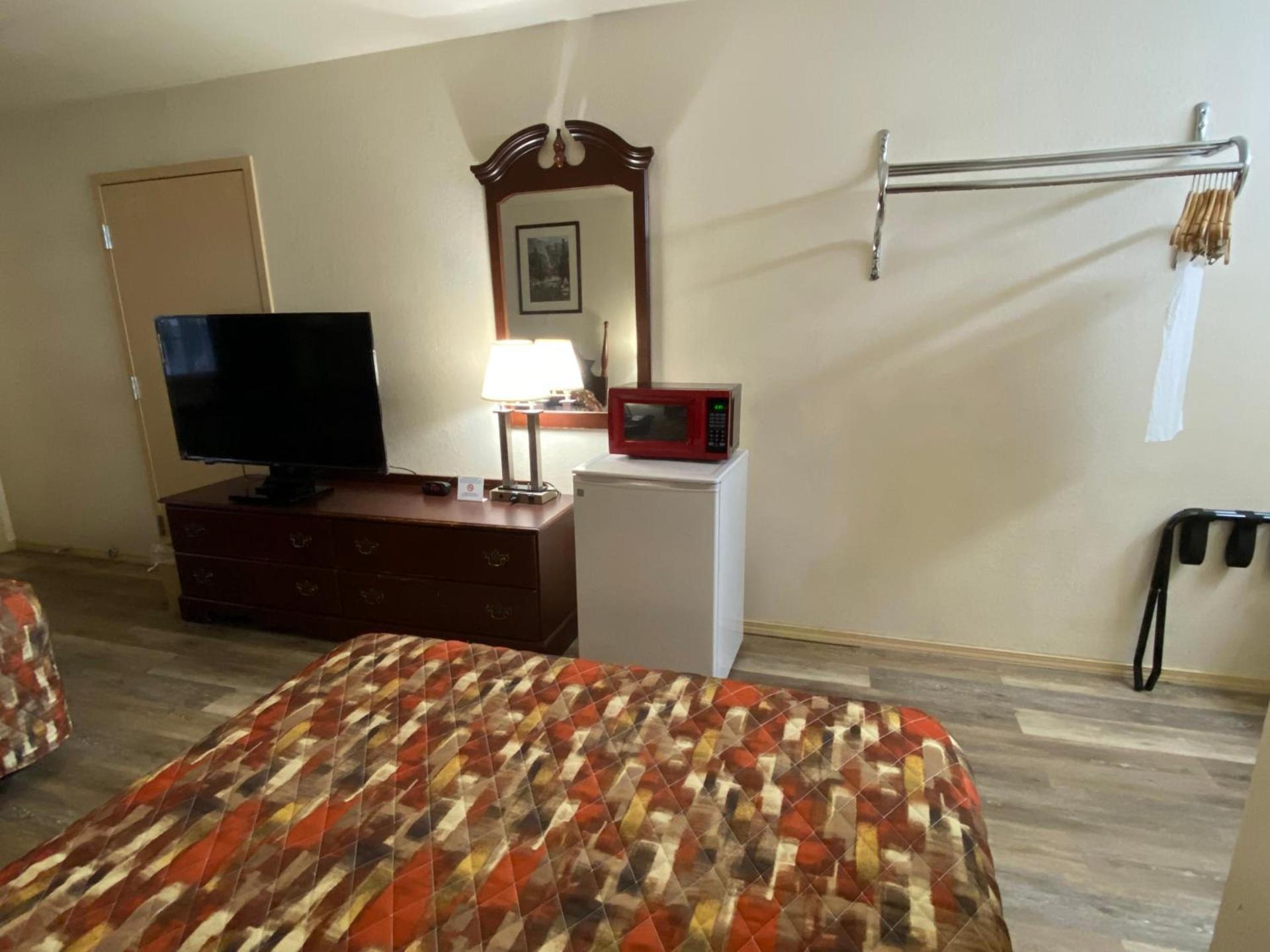 El Rancho Motel photo 18