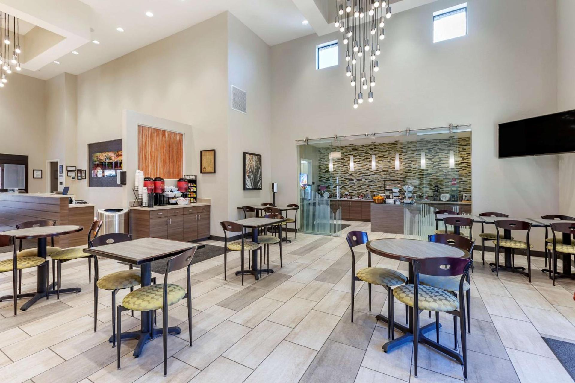 Best Western Plus Zion Canyon Inn & Suites photo 61