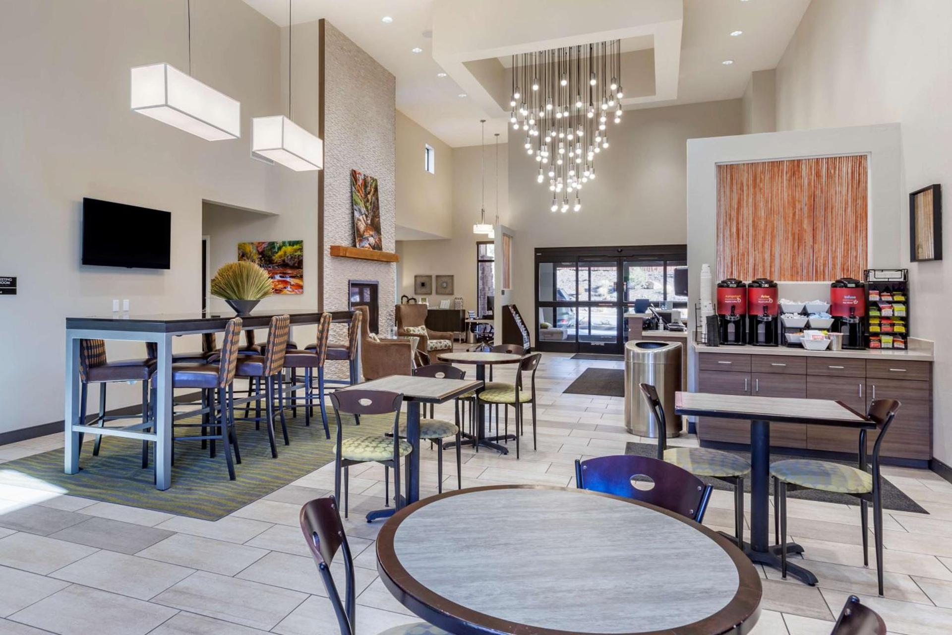 Best Western Plus Zion Canyon Inn & Suites photo 6