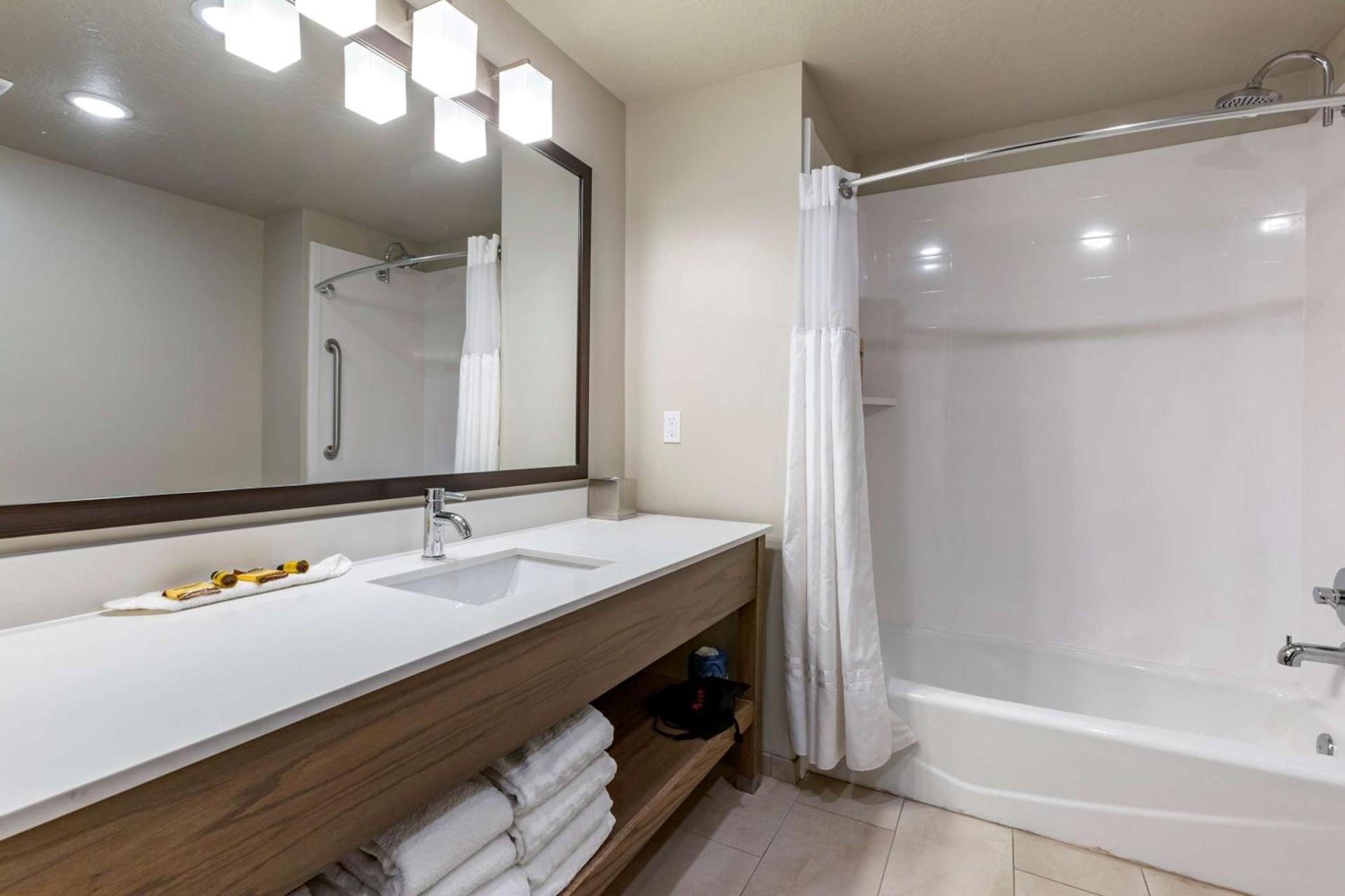 Best Western Plus Zion Canyon Inn & Suites photo 53