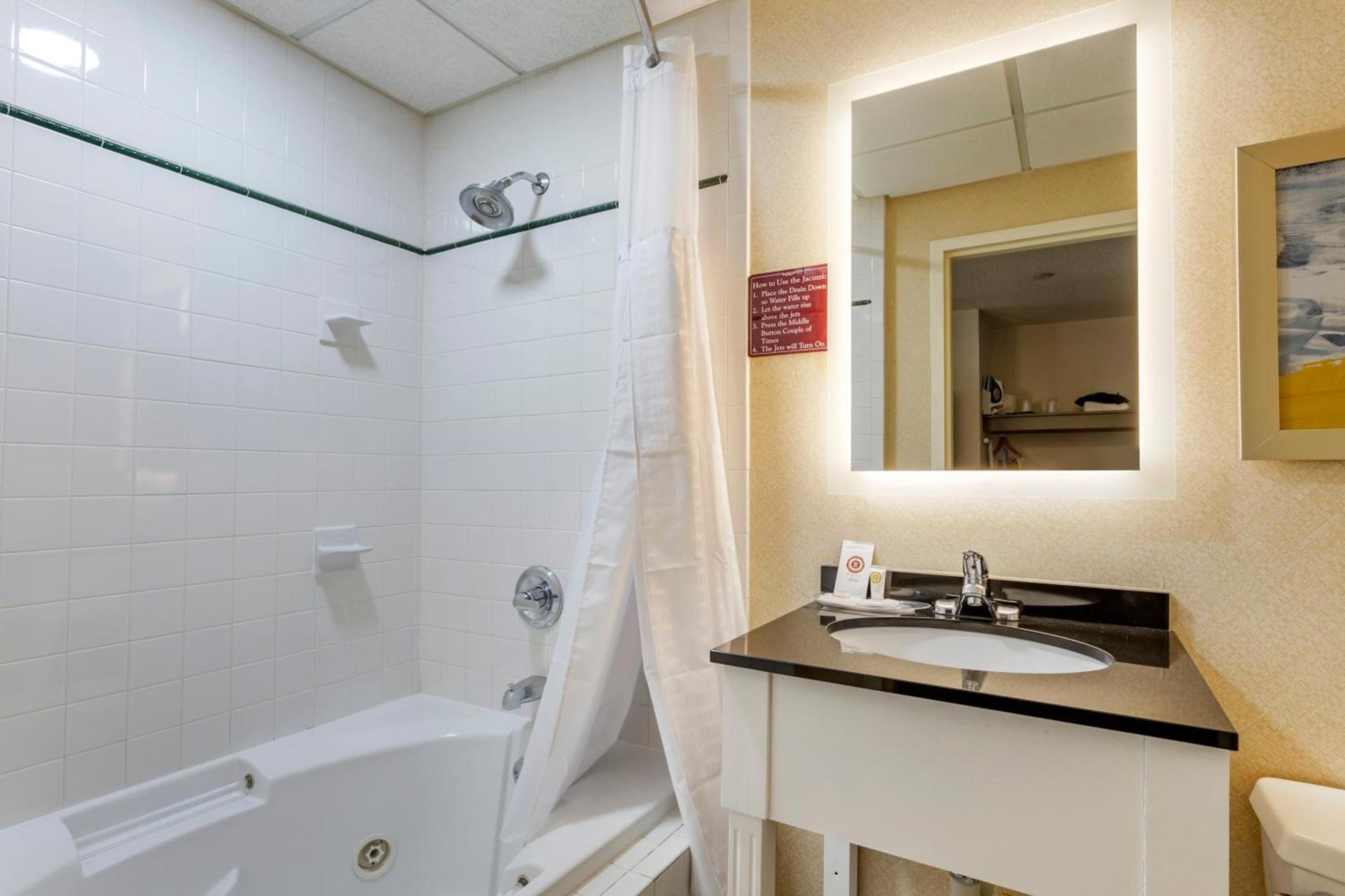Comfort Inn Paramus - Hackensack photo 10