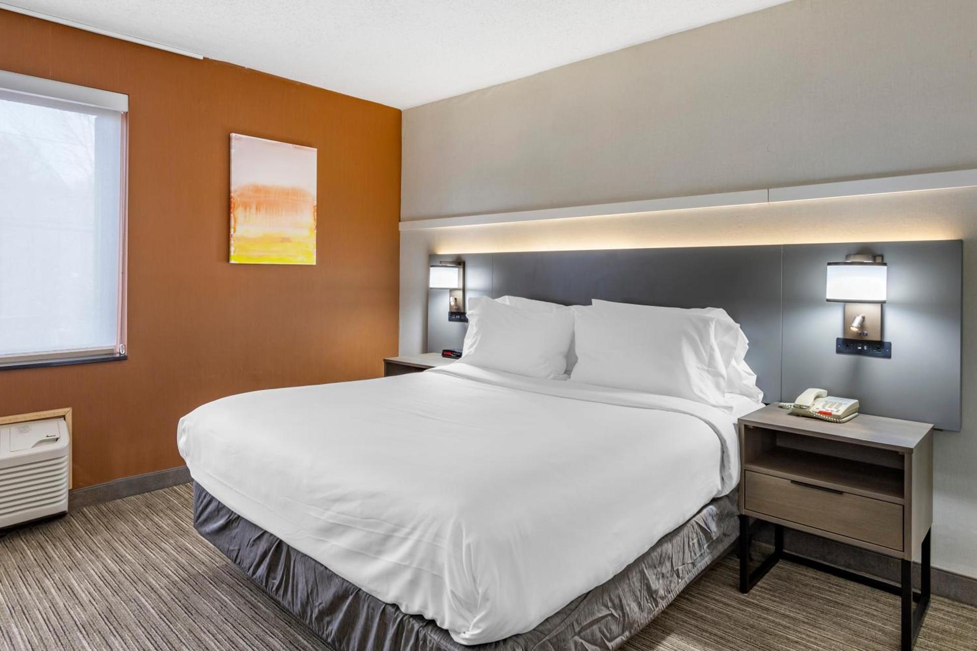 Comfort Inn Paramus - Hackensack photo 14