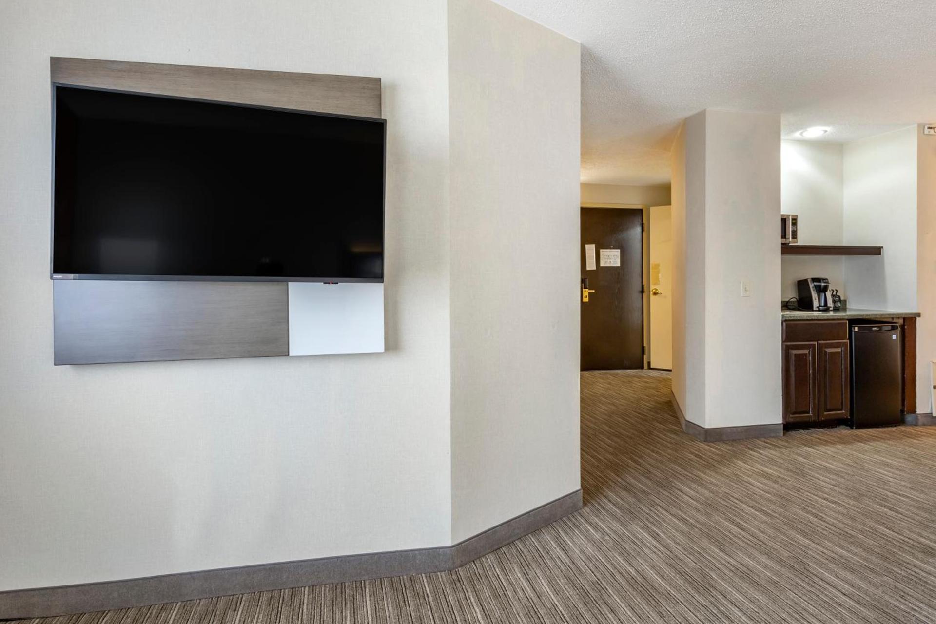 Comfort Inn Paramus - Hackensack photo 21