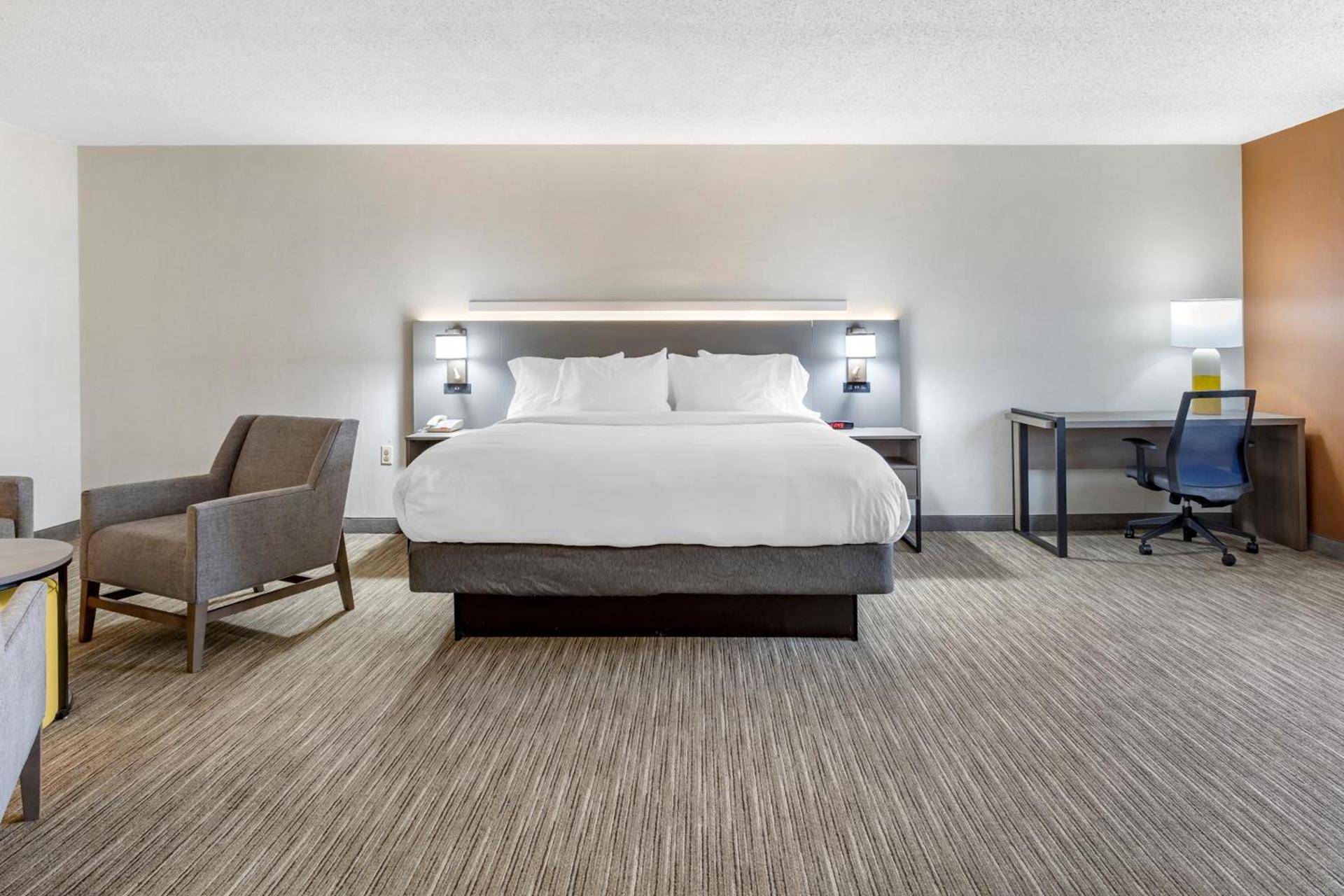 Comfort Inn Paramus - Hackensack photo 24