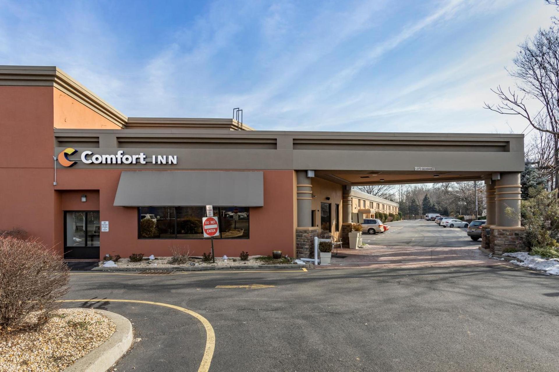 Comfort Inn Paramus - Hackensack photo 2