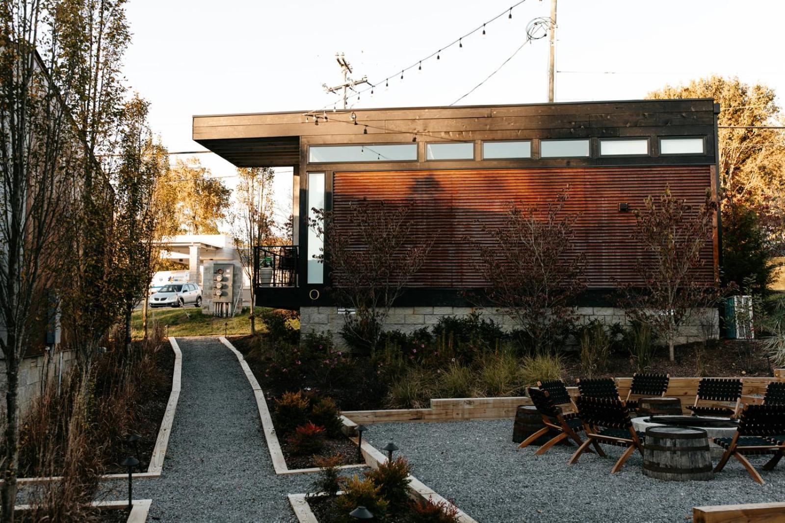 Ironwood Grove, Tiny House Hotel photo 88