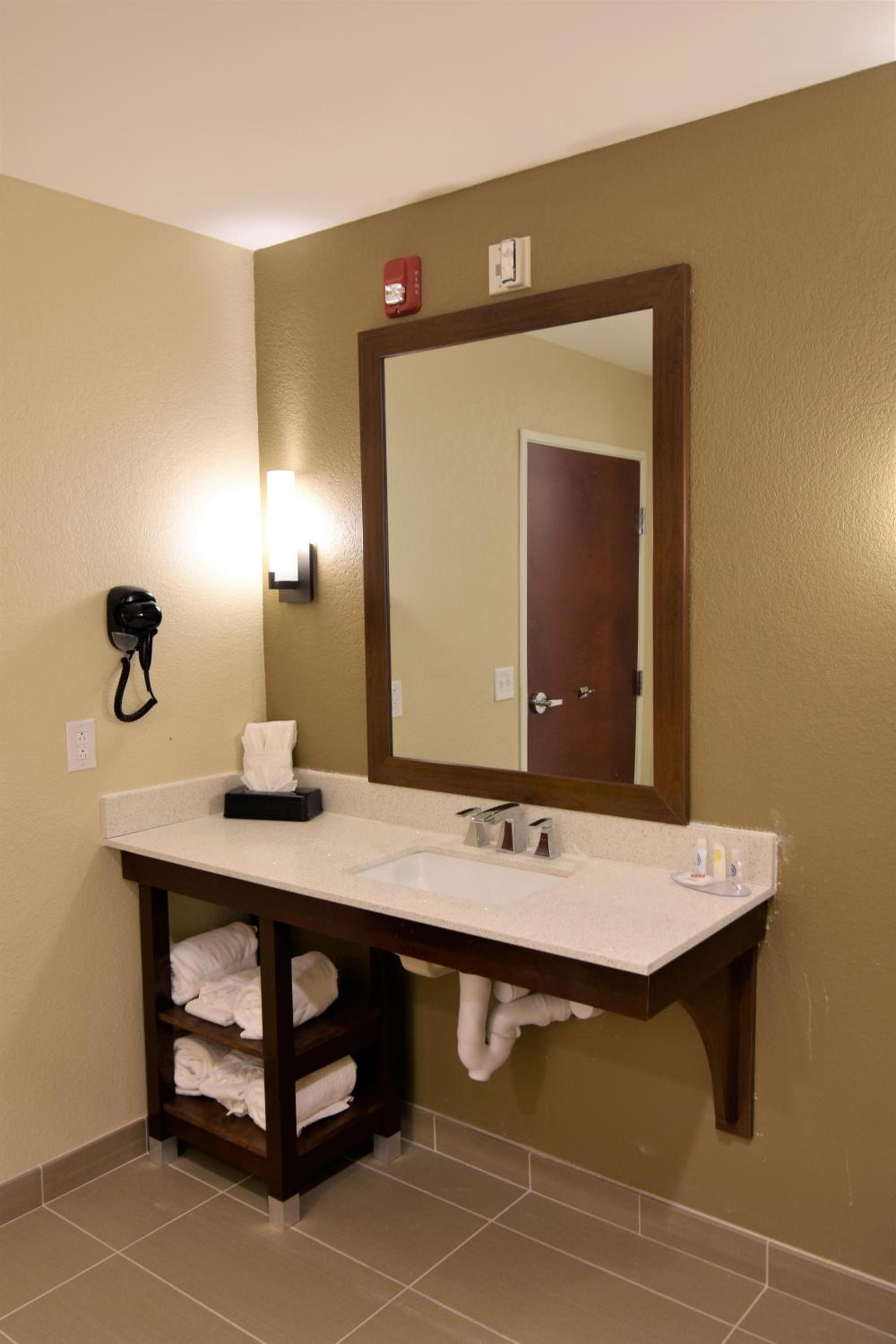 Comfort Inn & Suites Rock Hill Northeast photo 47