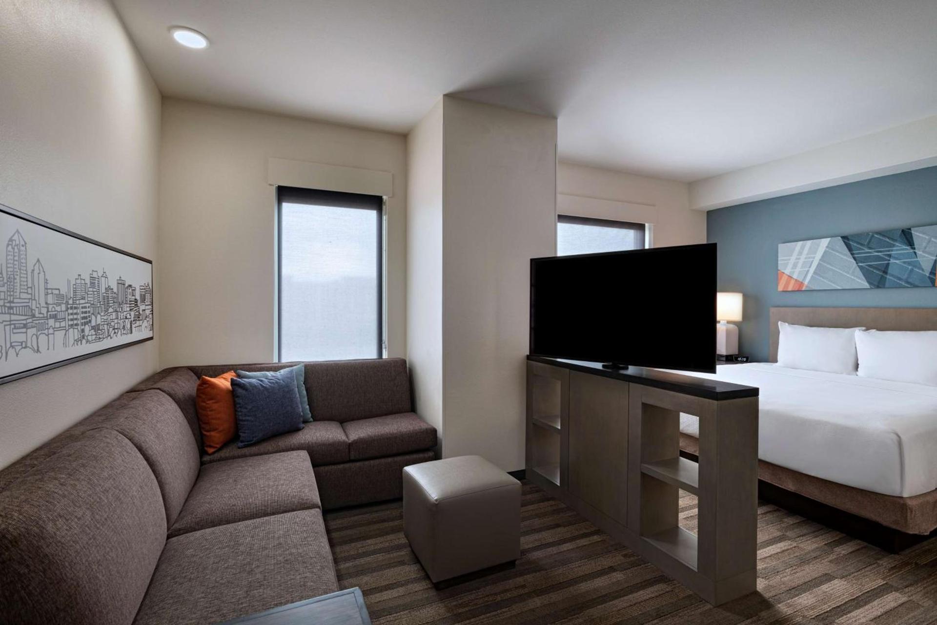 Hyatt House Carlsbad photo 13