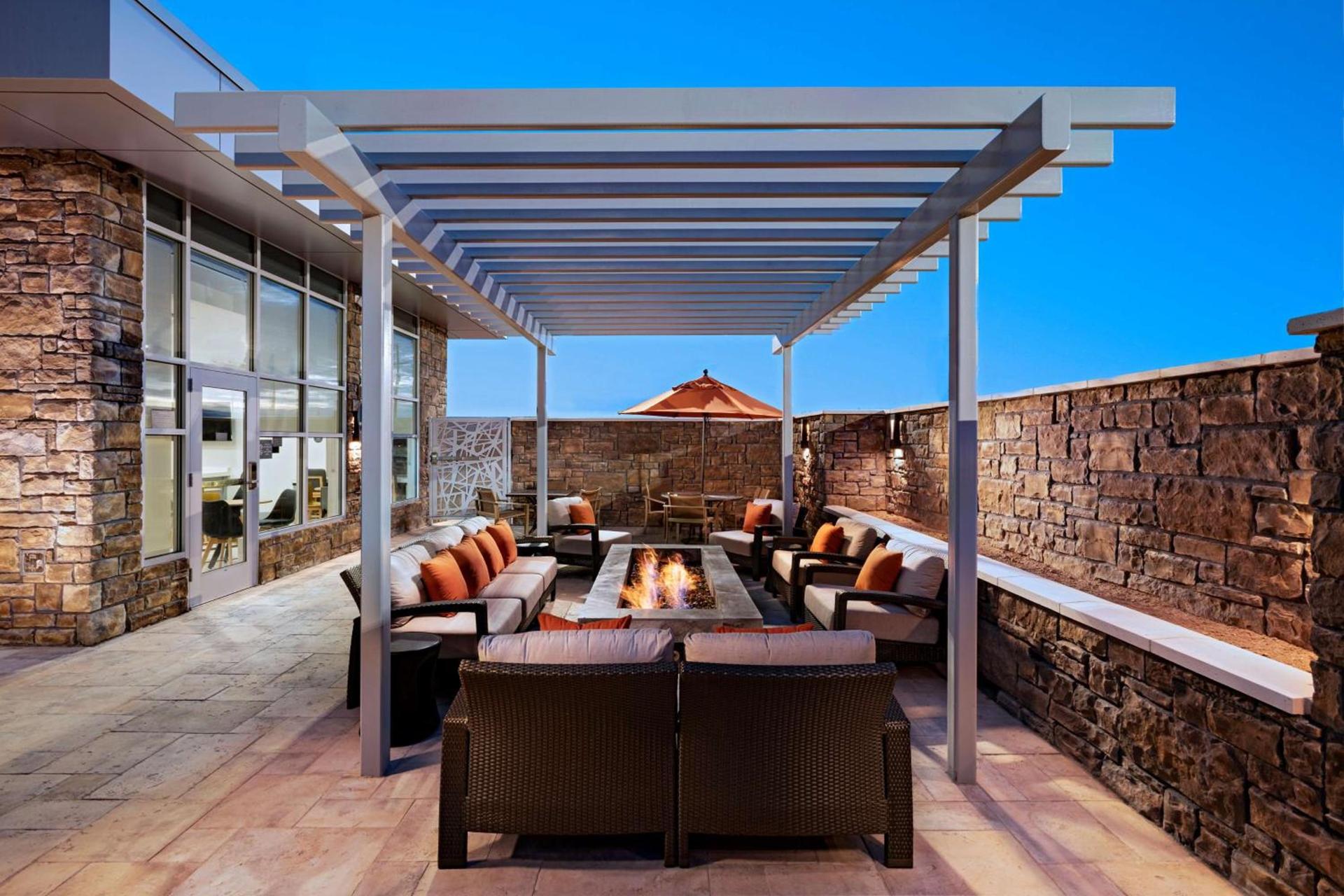 Hyatt House Carlsbad photo 4