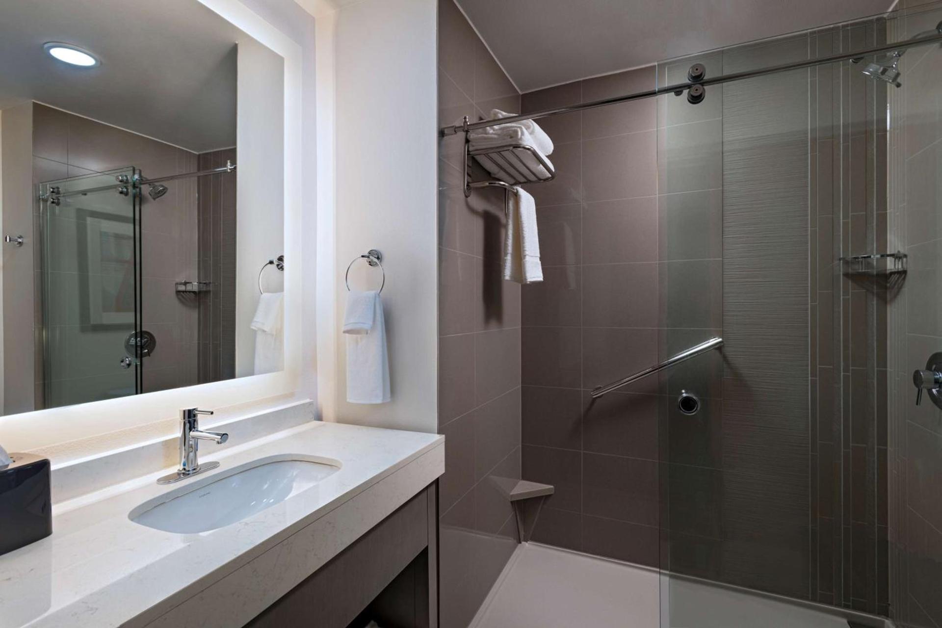 Hyatt House Carlsbad photo 10