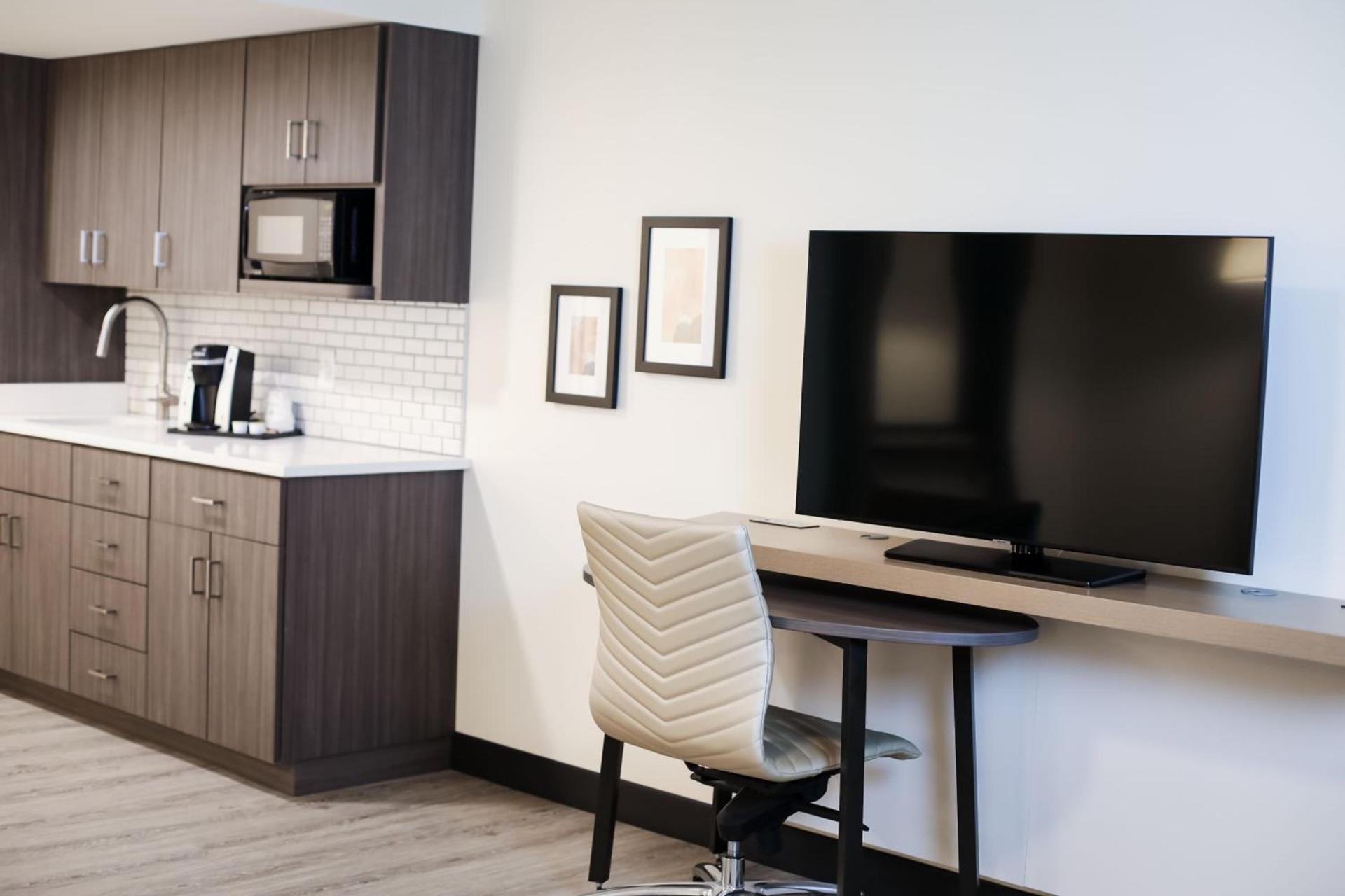 Holiday Inn & Suites St. Cloud by IHG photo 36