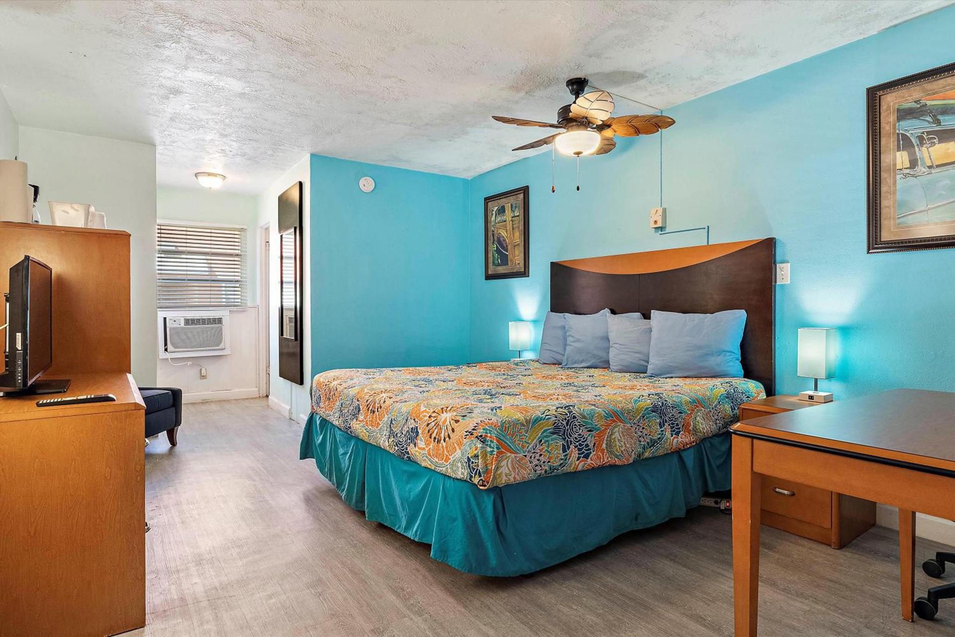 Malibu Resort Motel photo 8