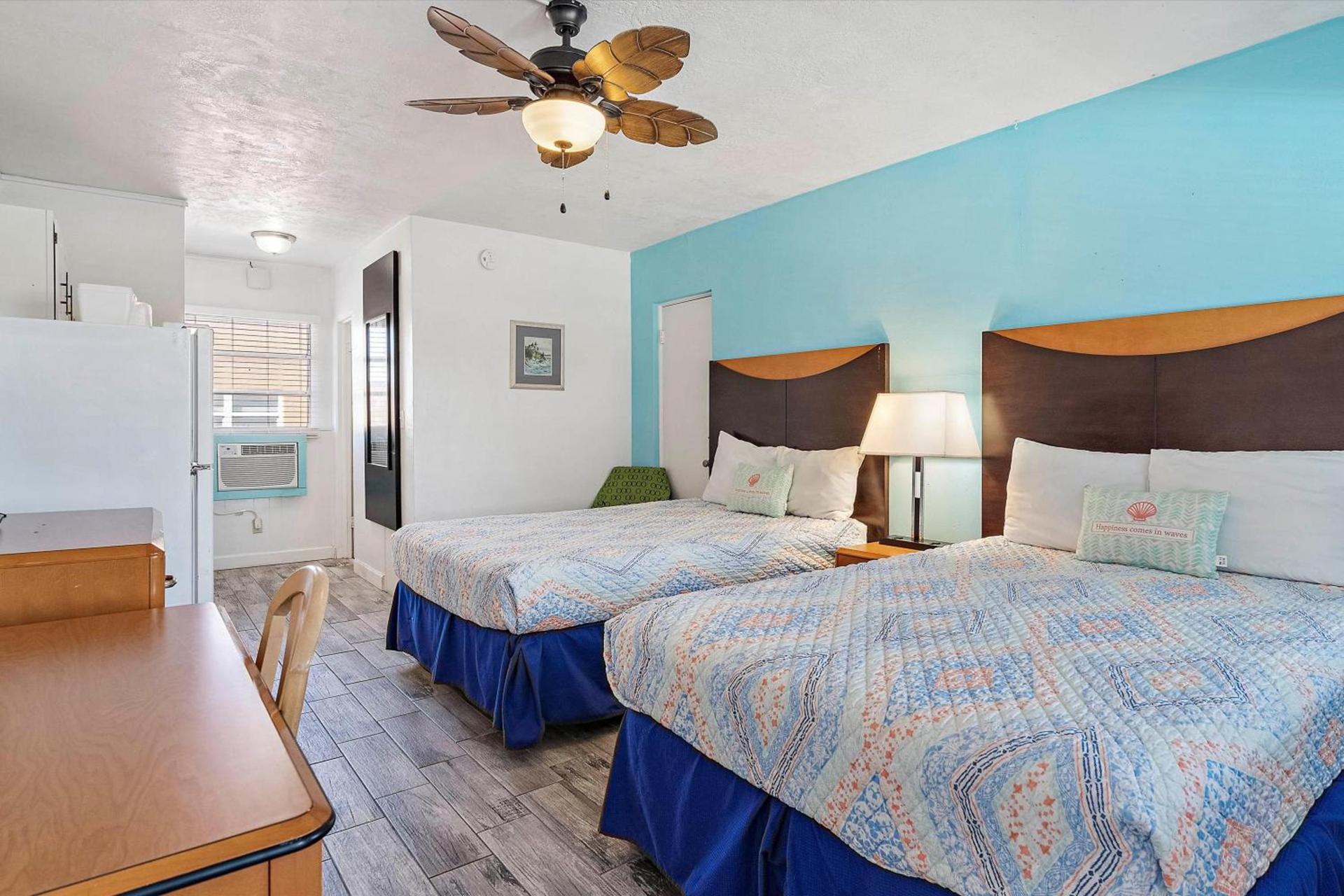 Malibu Resort Motel photo 52