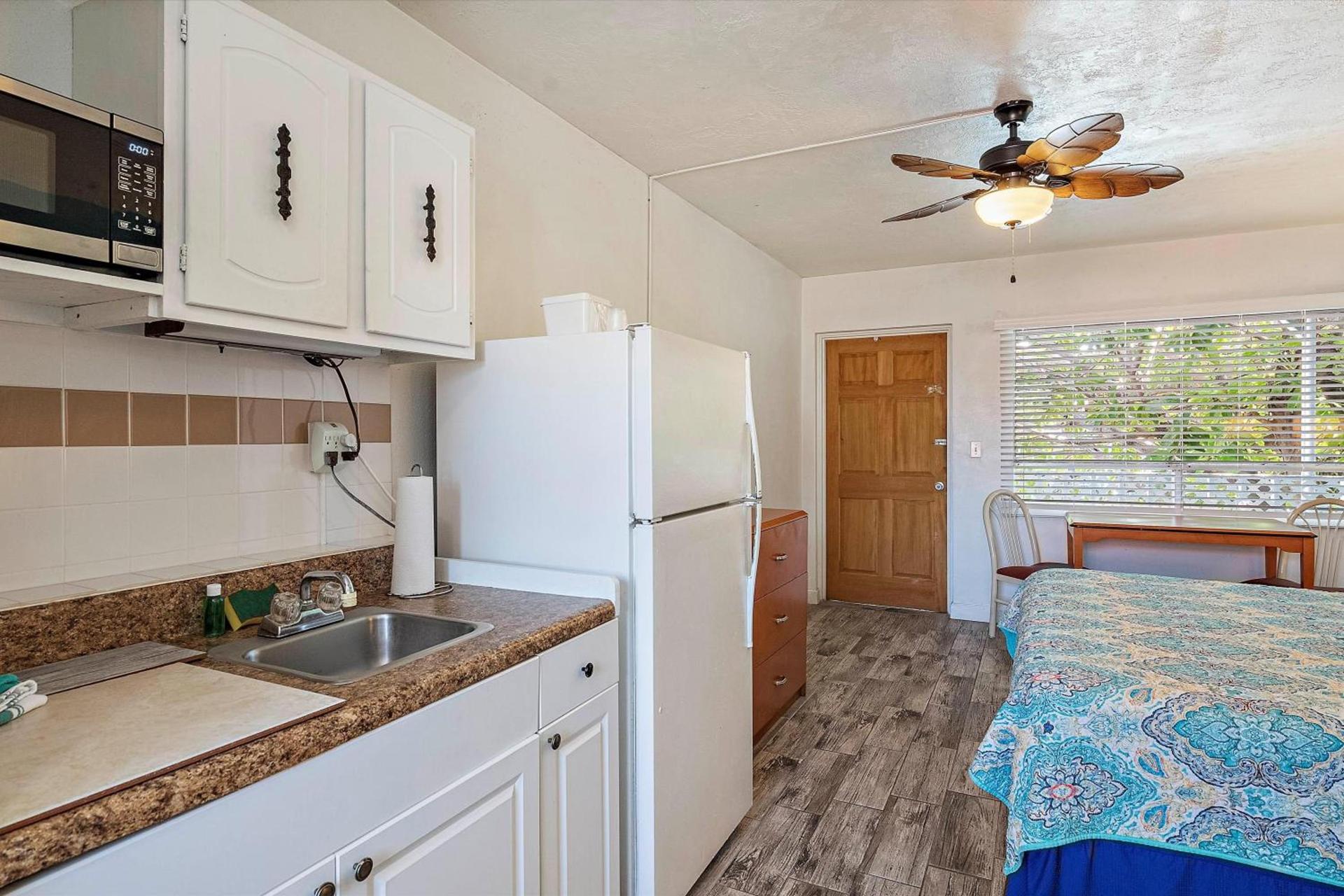 Malibu Resort Motel photo 43