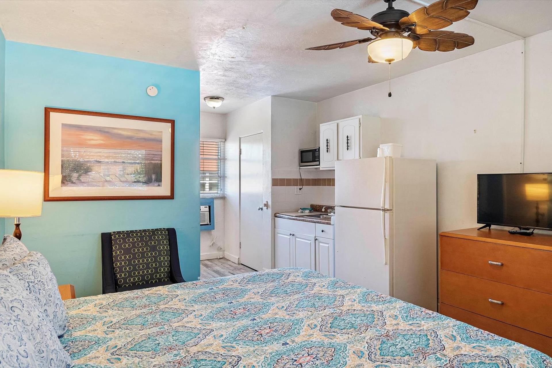 Malibu Resort Motel photo 22