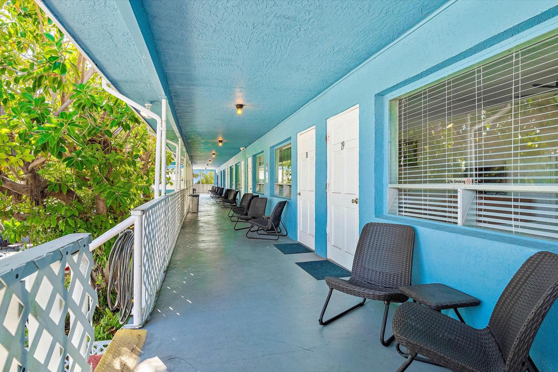 Malibu Resort Motel photo 7