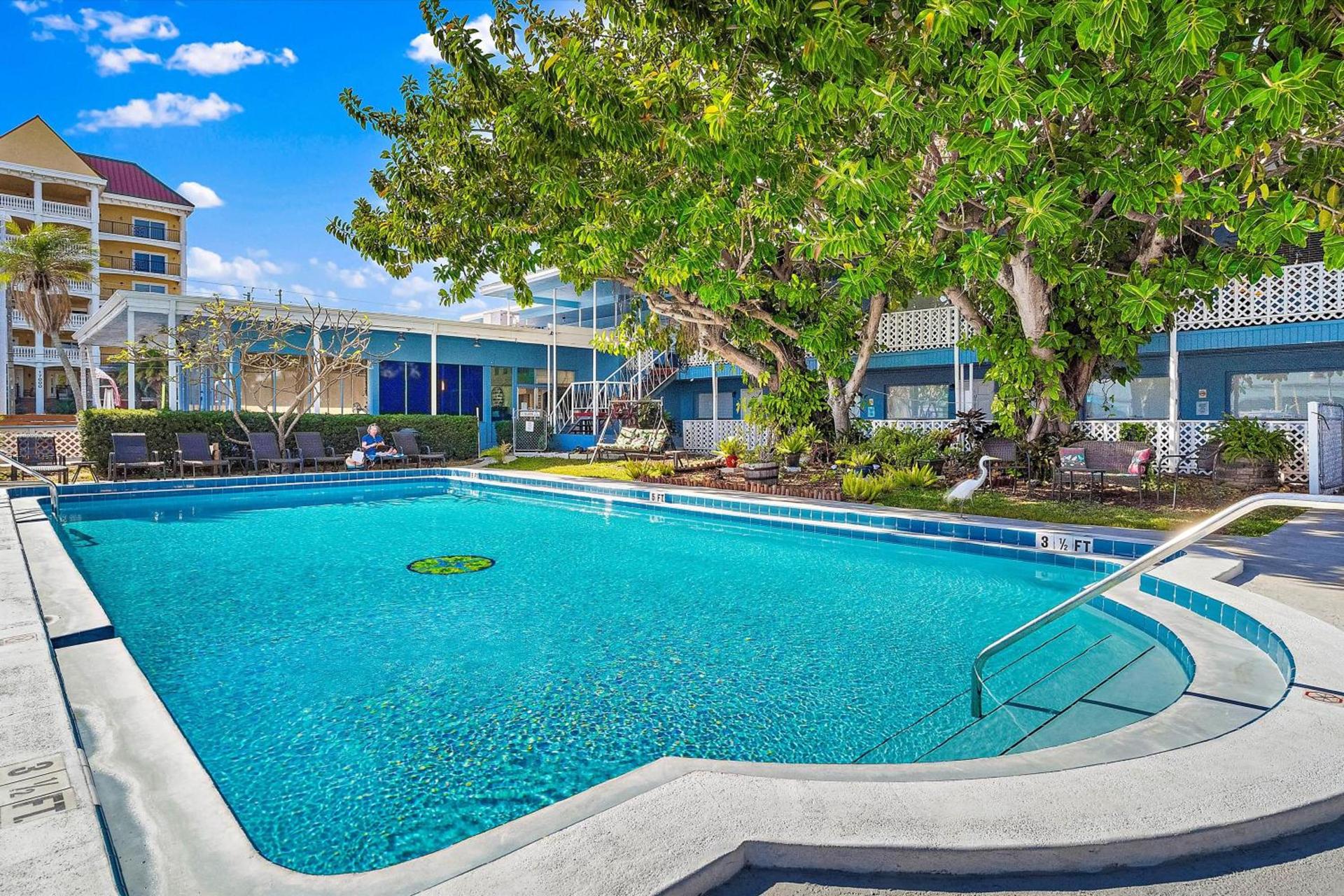 Malibu Resort Motel photo 5