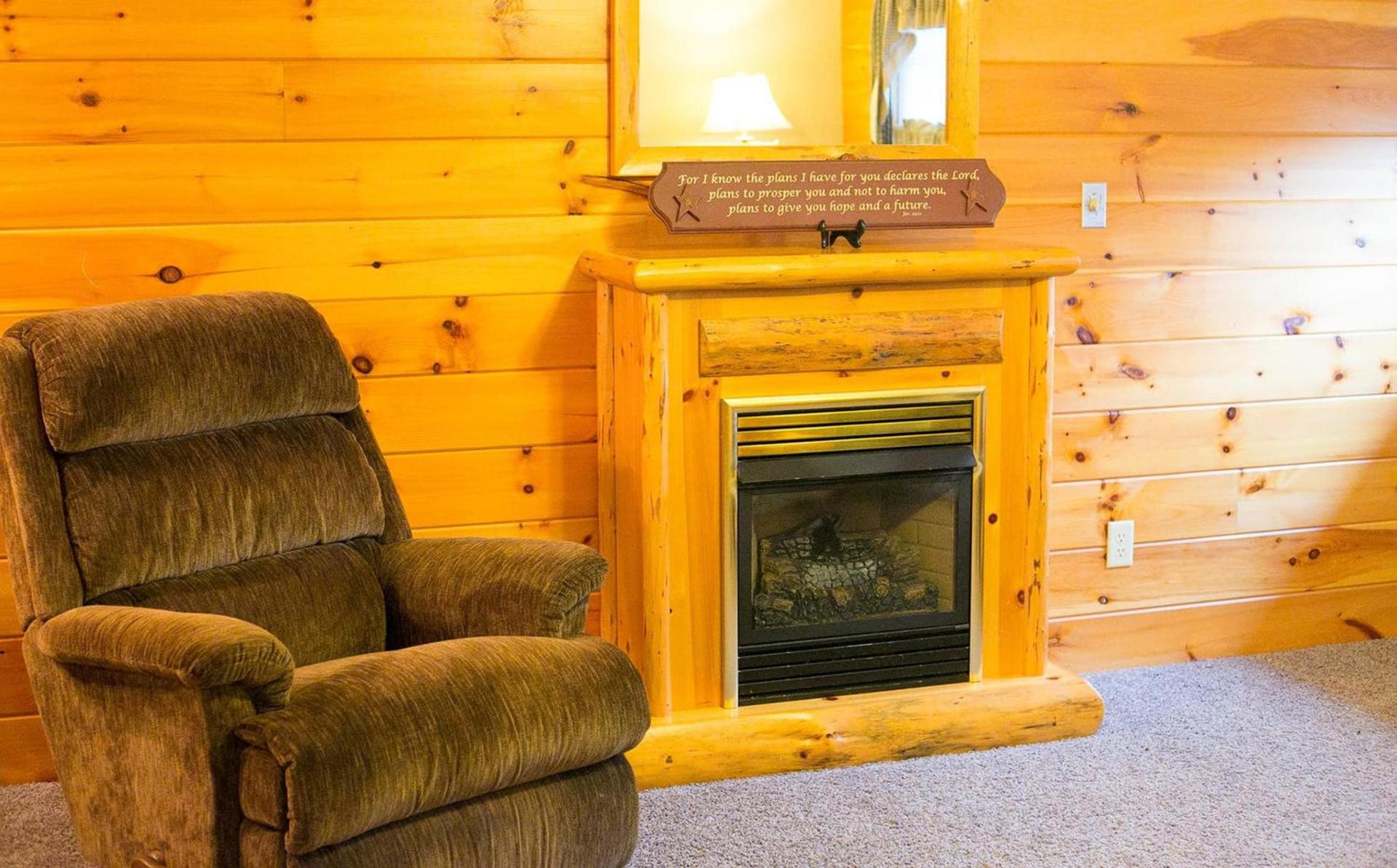 Blessing Lodge by Amish Country Lodging photo 10