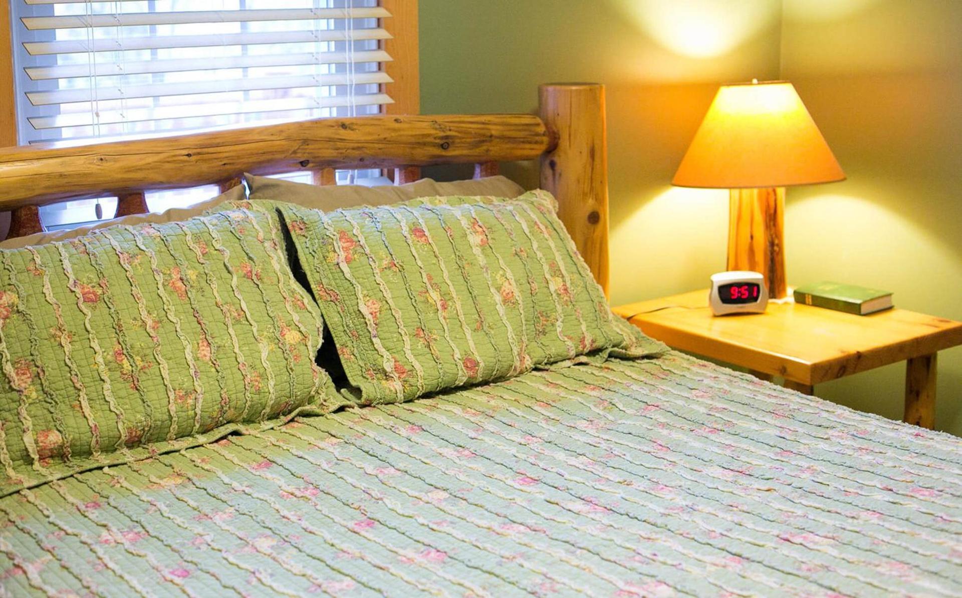Blessing Lodge by Amish Country Lodging photo 5