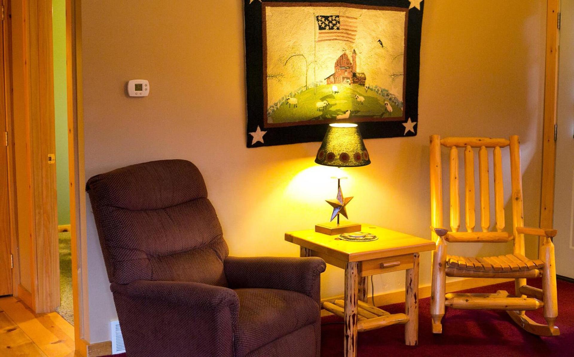 Blessing Lodge by Amish Country Lodging photo 35