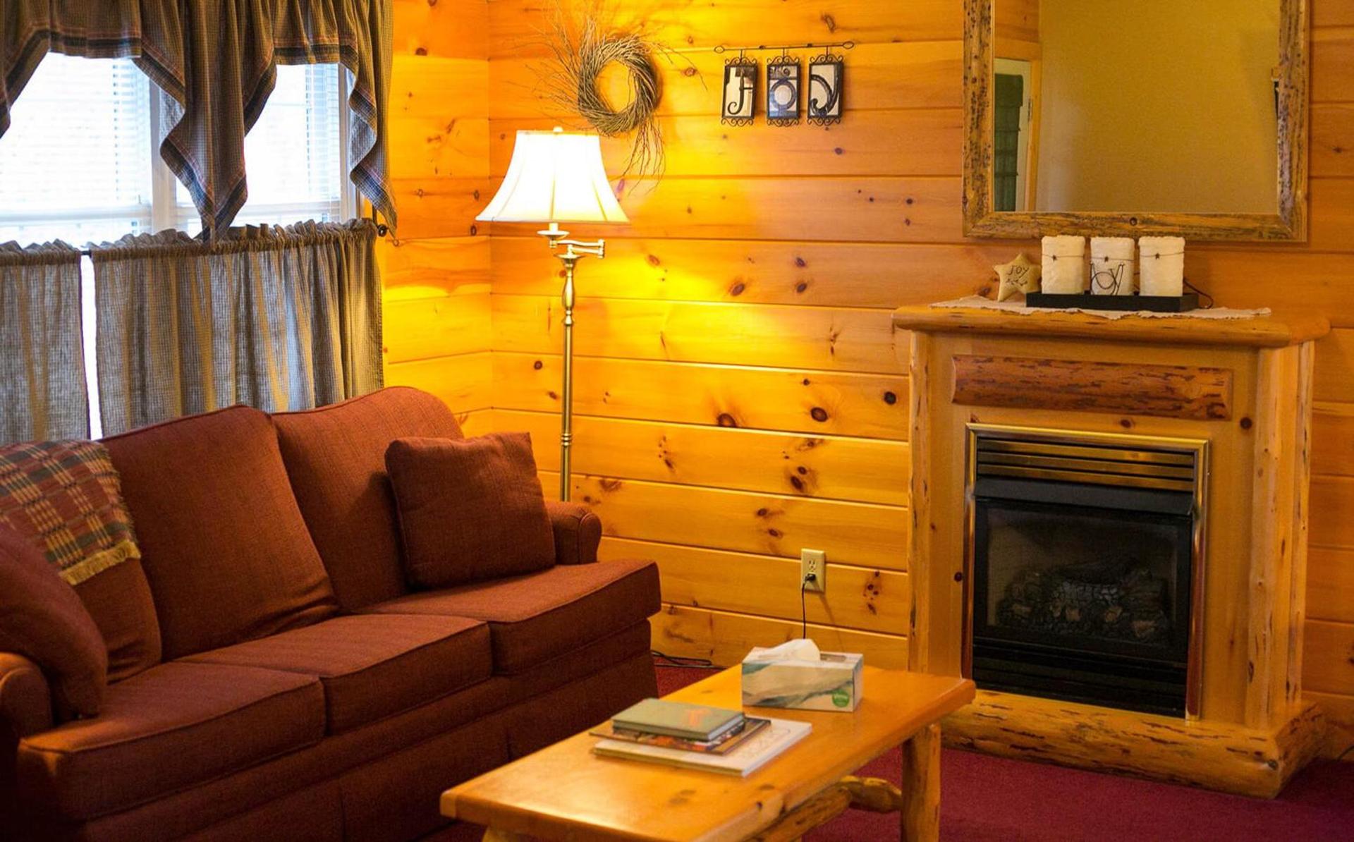 Blessing Lodge by Amish Country Lodging photo 17