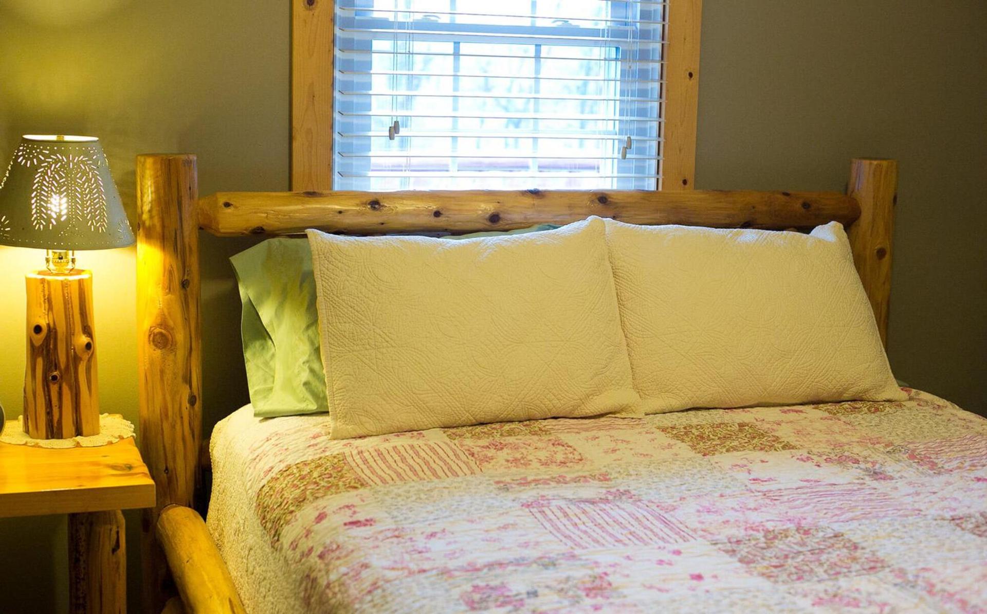 Blessing Lodge by Amish Country Lodging photo 51