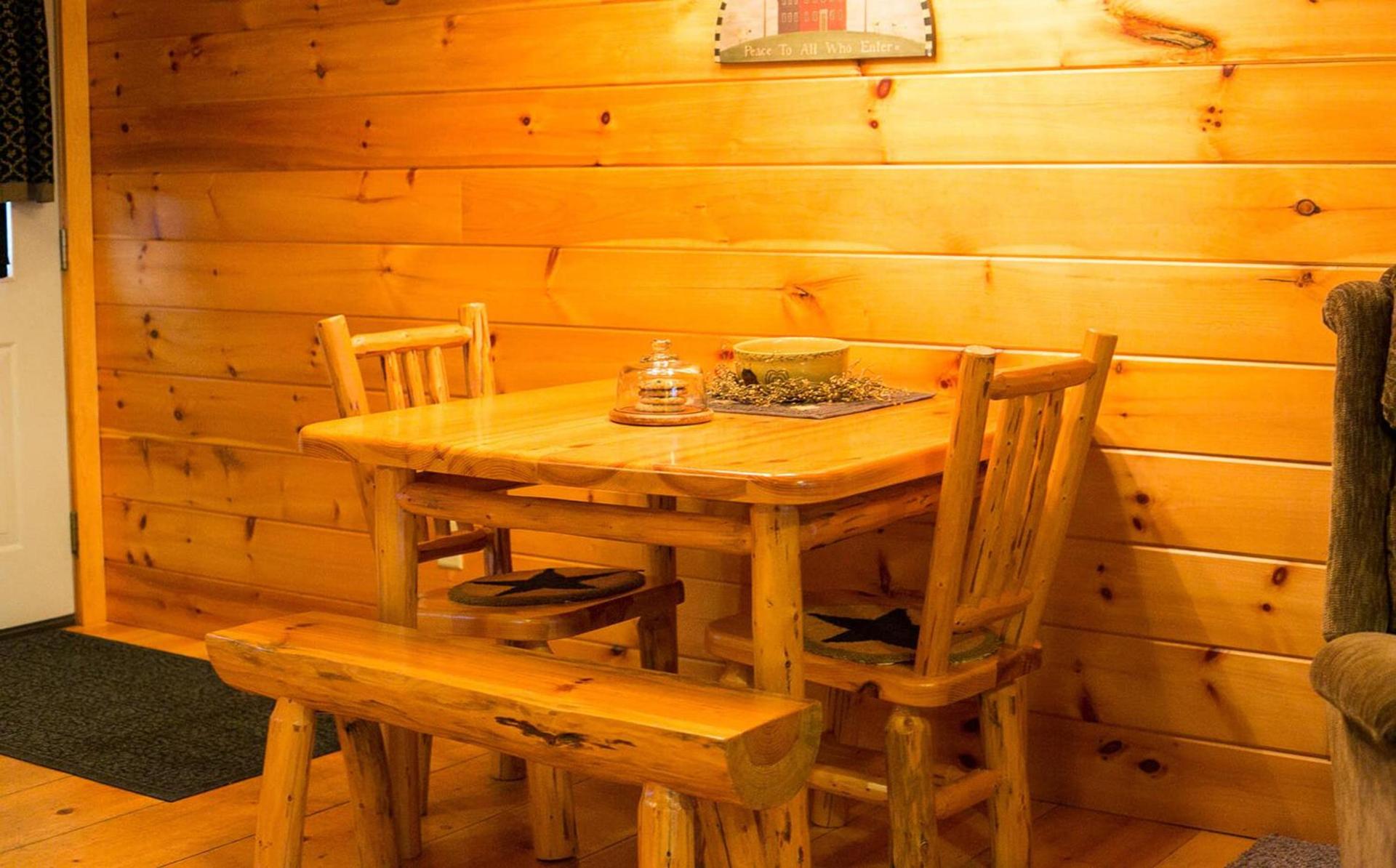 Blessing Lodge by Amish Country Lodging photo 33