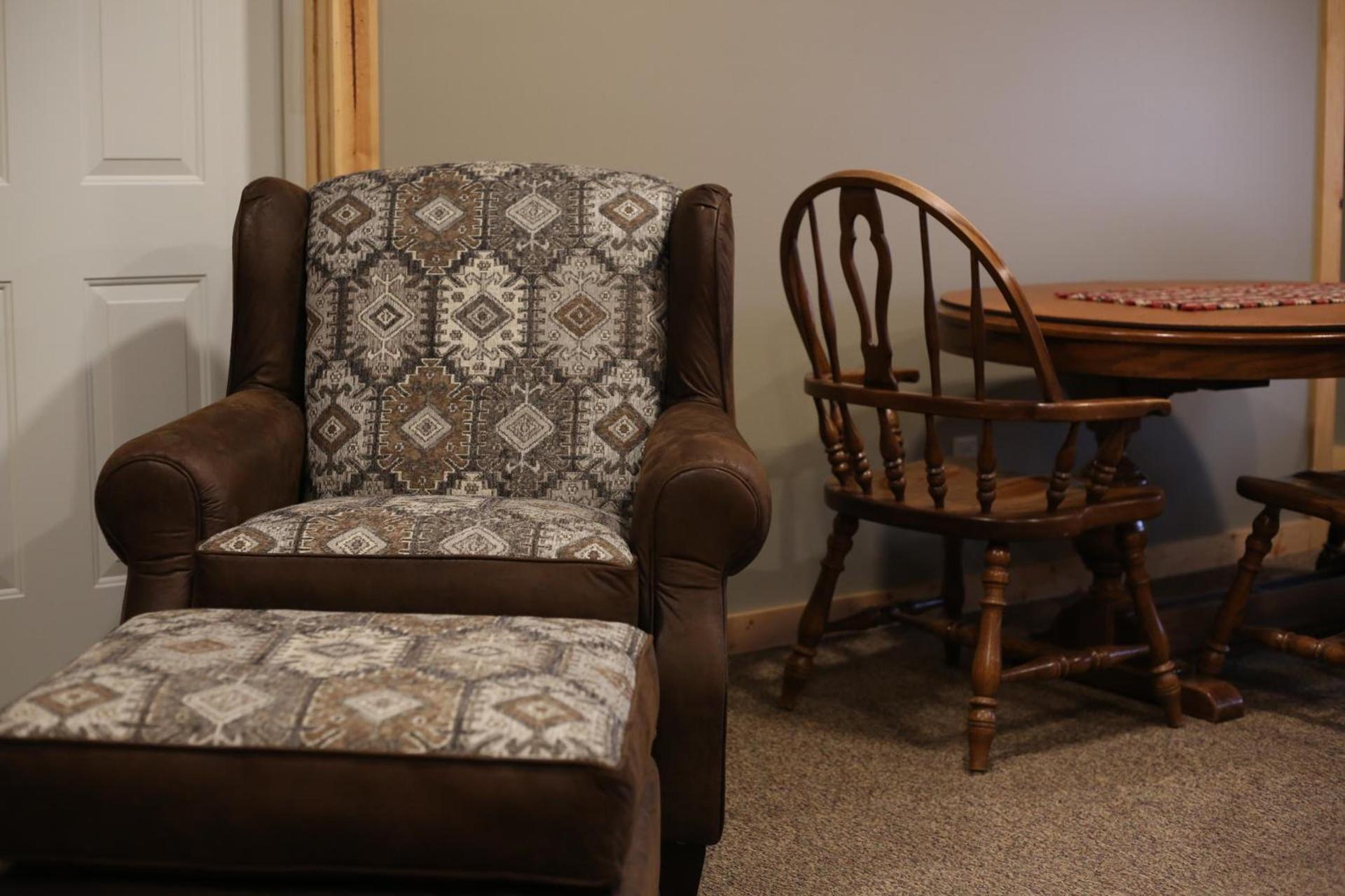 Blessing Lodge by Amish Country Lodging photo 49