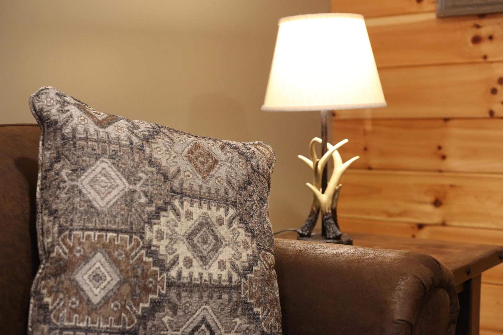Blessing Lodge by Amish Country Lodging photo 28