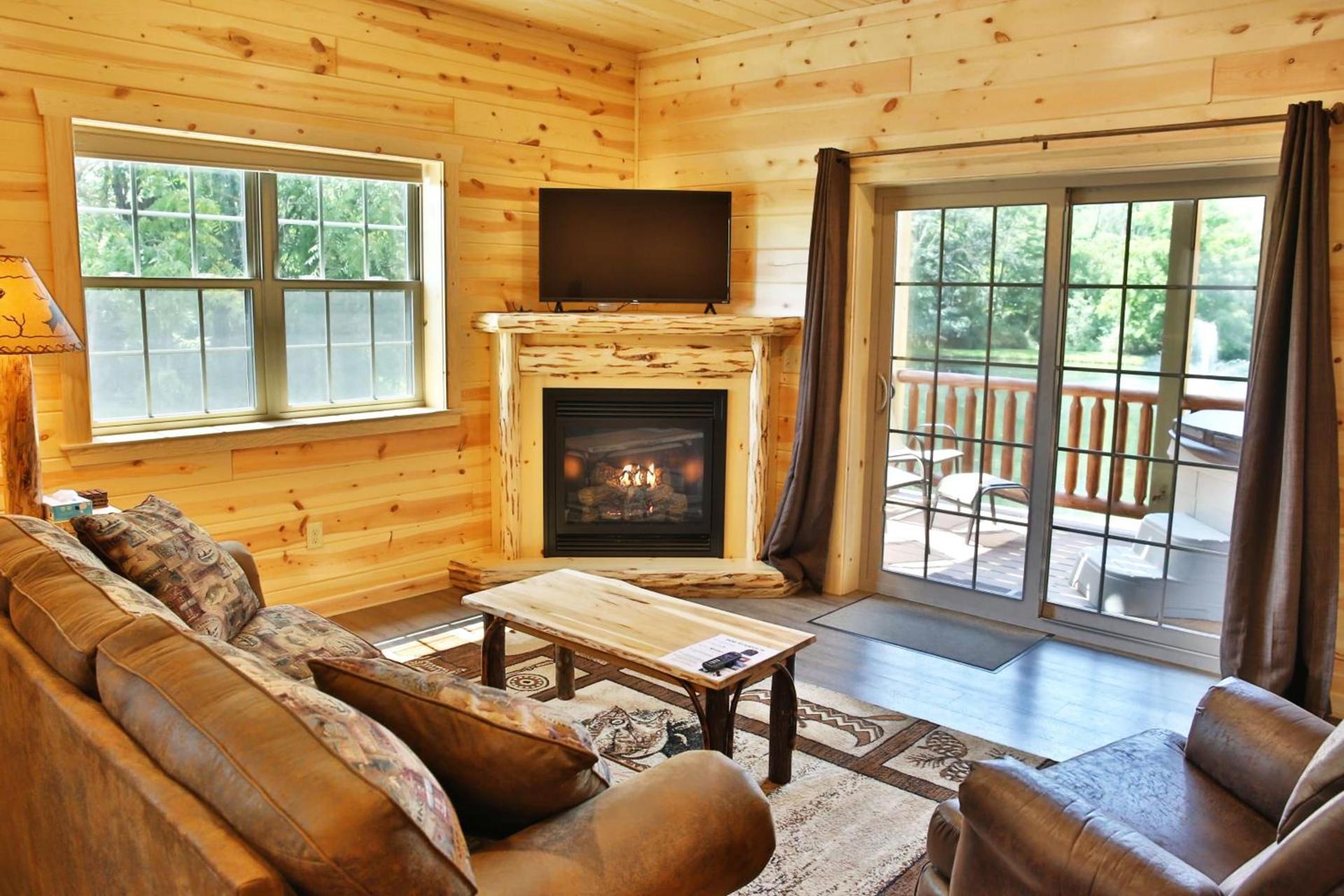 Waterview Lodge by Amish Country Lodging photo 28