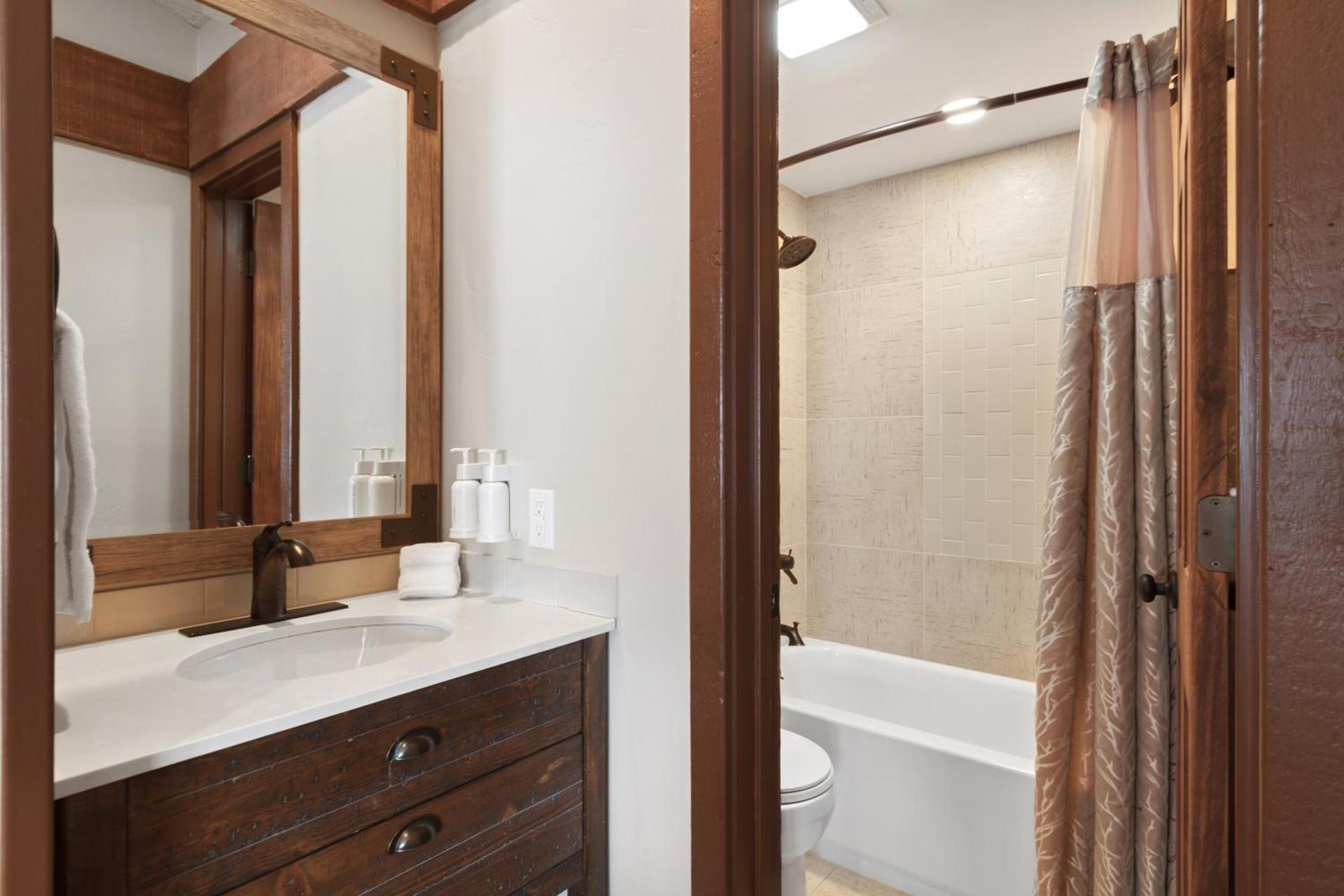 Gold Point Resort Breckenridge by Vacatia photo 23