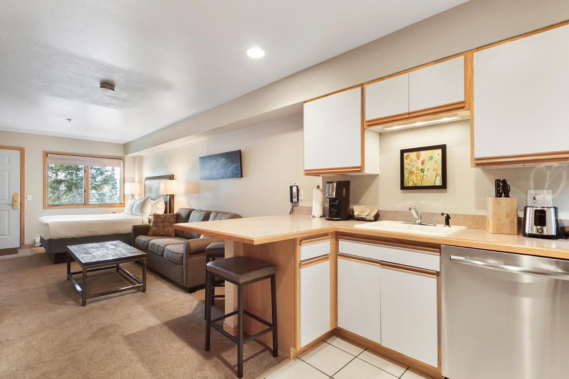 Gold Point Resort Breckenridge by Vacatia photo 4