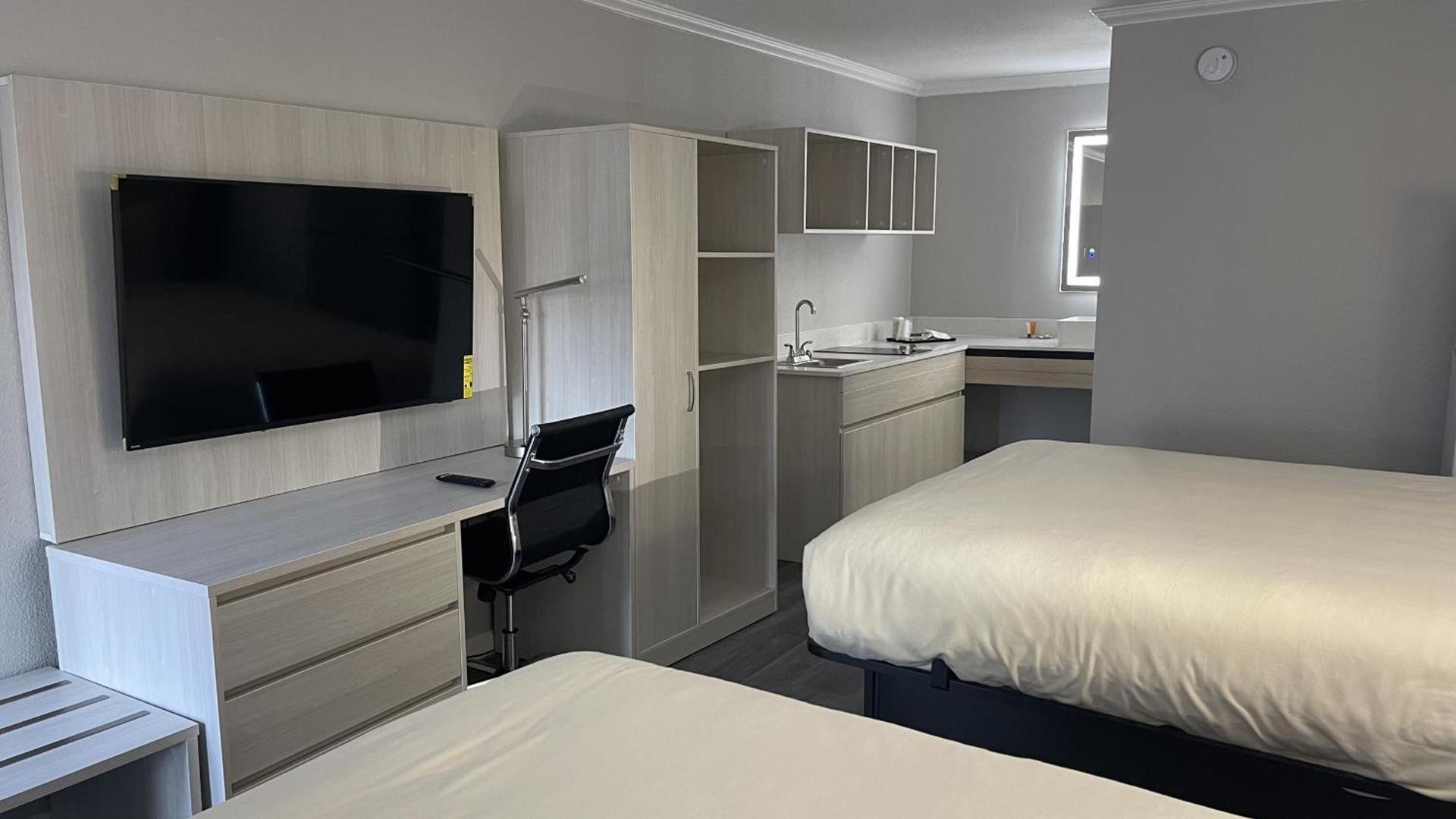 MainStay Suites Florence - Darlington photo 31