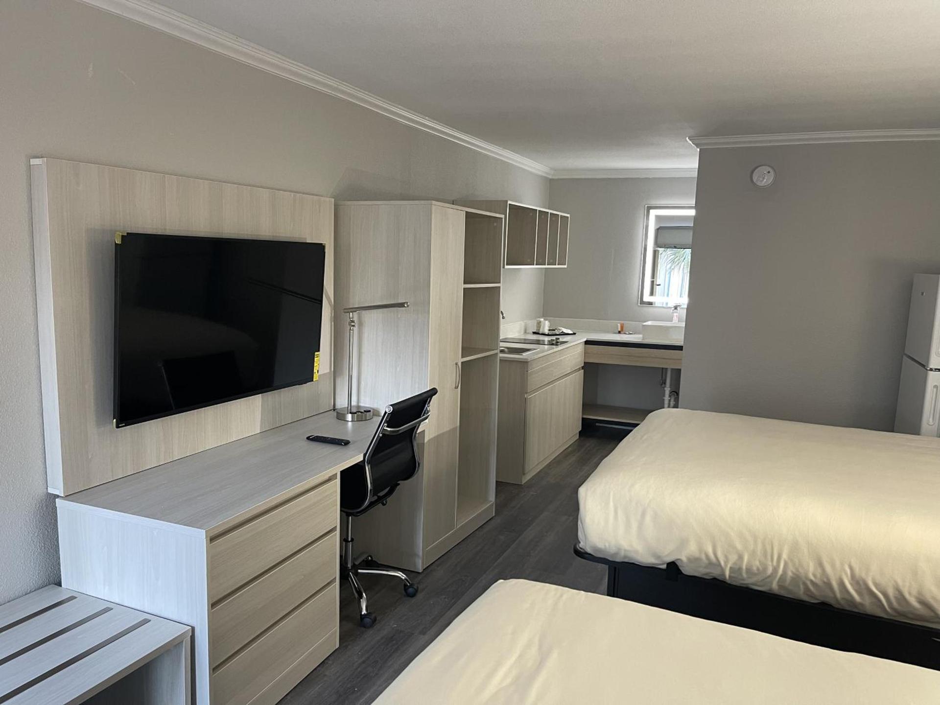 MainStay Suites Florence - Darlington photo 24