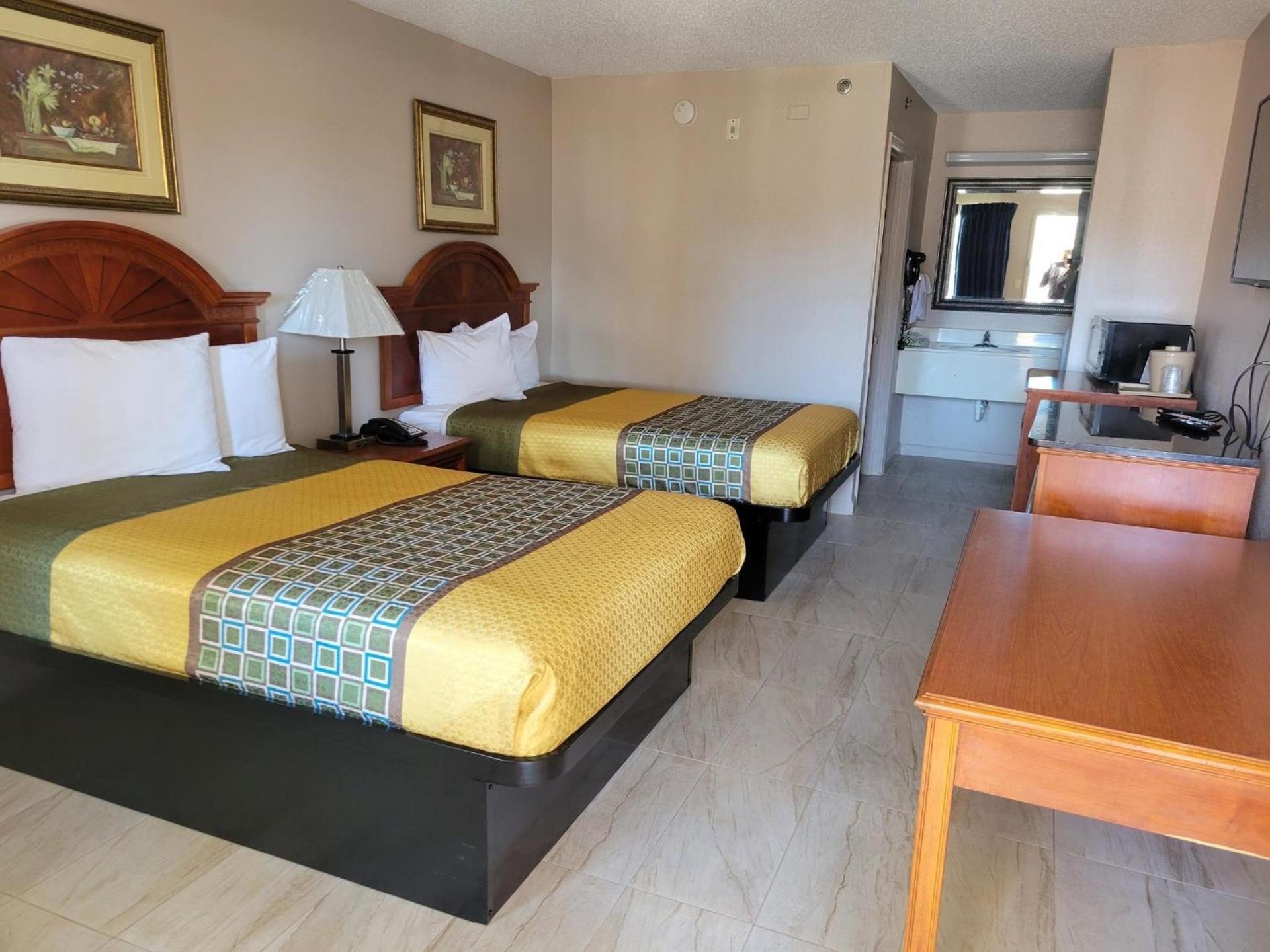 Carom Inn Denham Springs-BatonRouge photo 21
