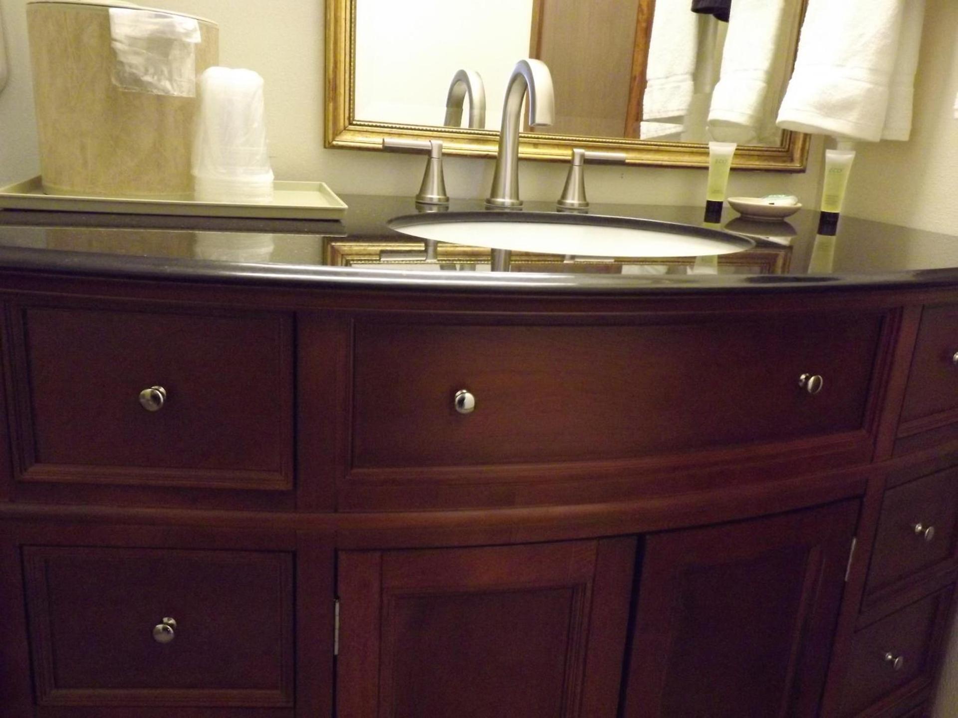 Crest Country Inn photo 45