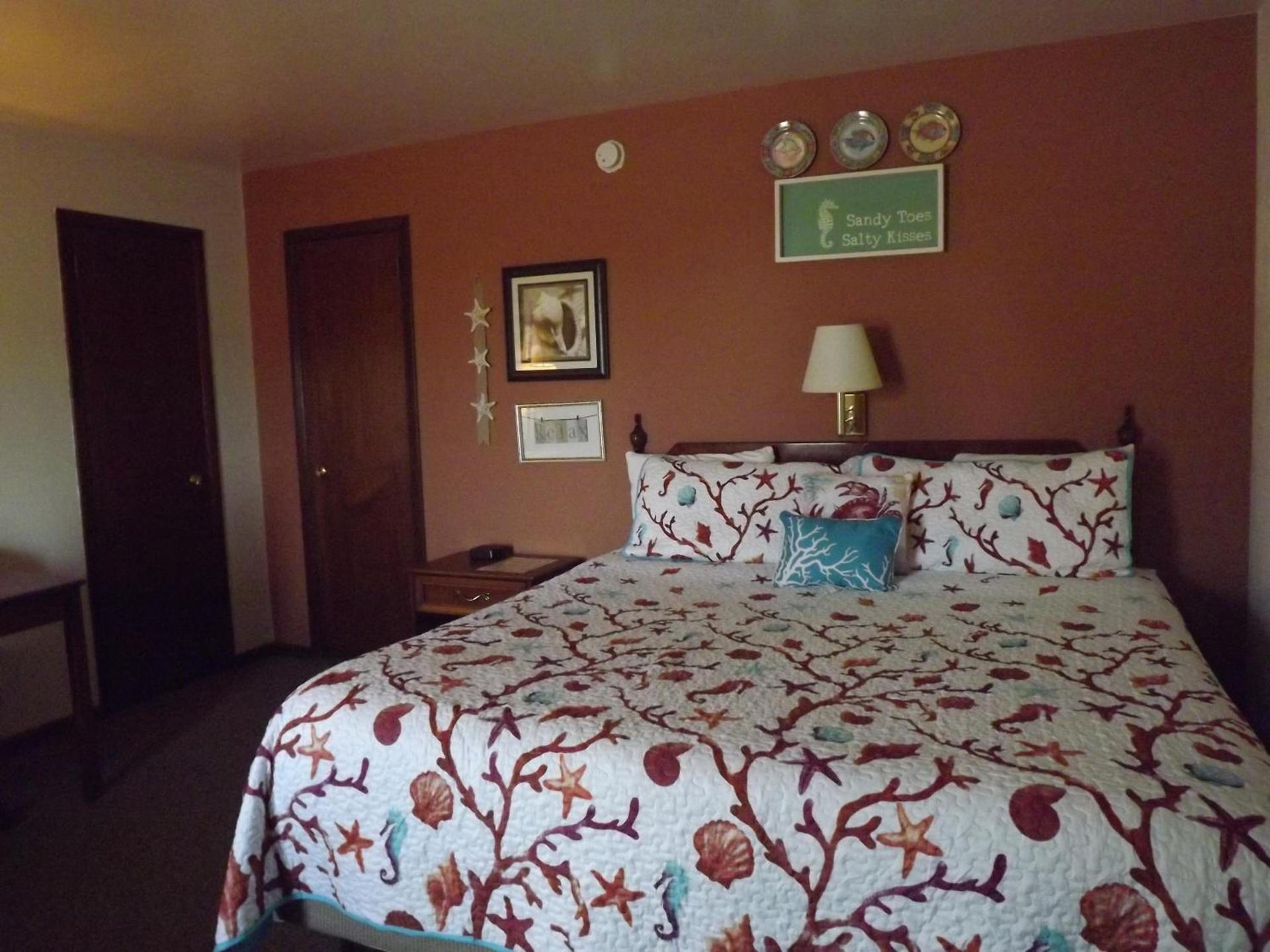 Crest Country Inn photo 56