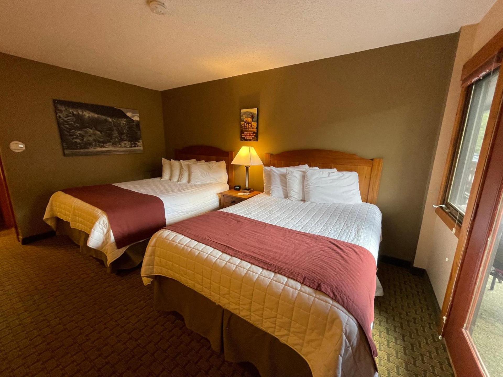 Silver Moon Inn photo 98