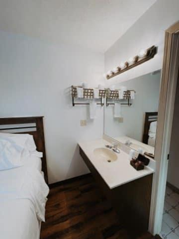 Timber Pointe Resort photo 35