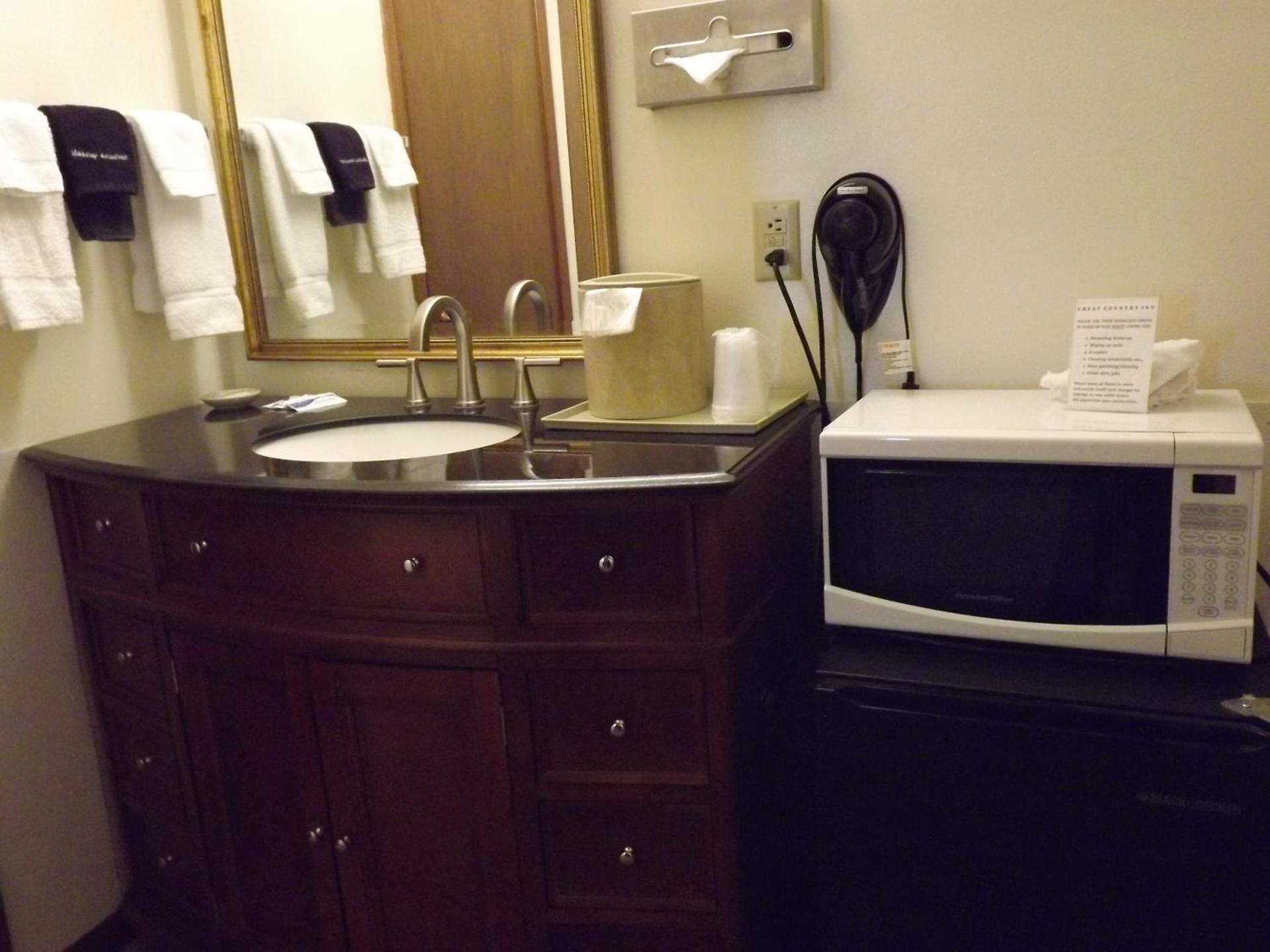 Crest Country Inn photo 61