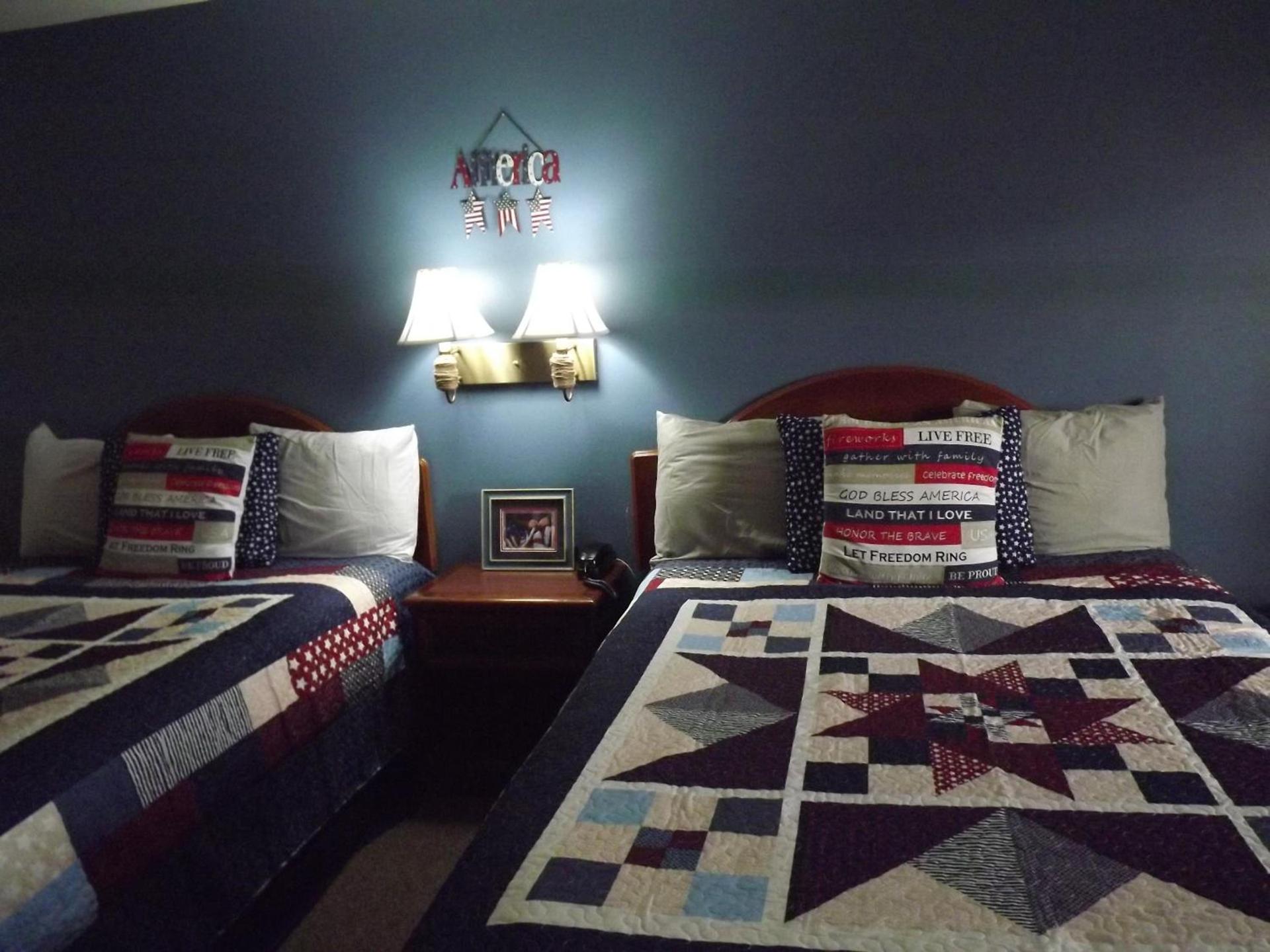 Crest Country Inn photo 62