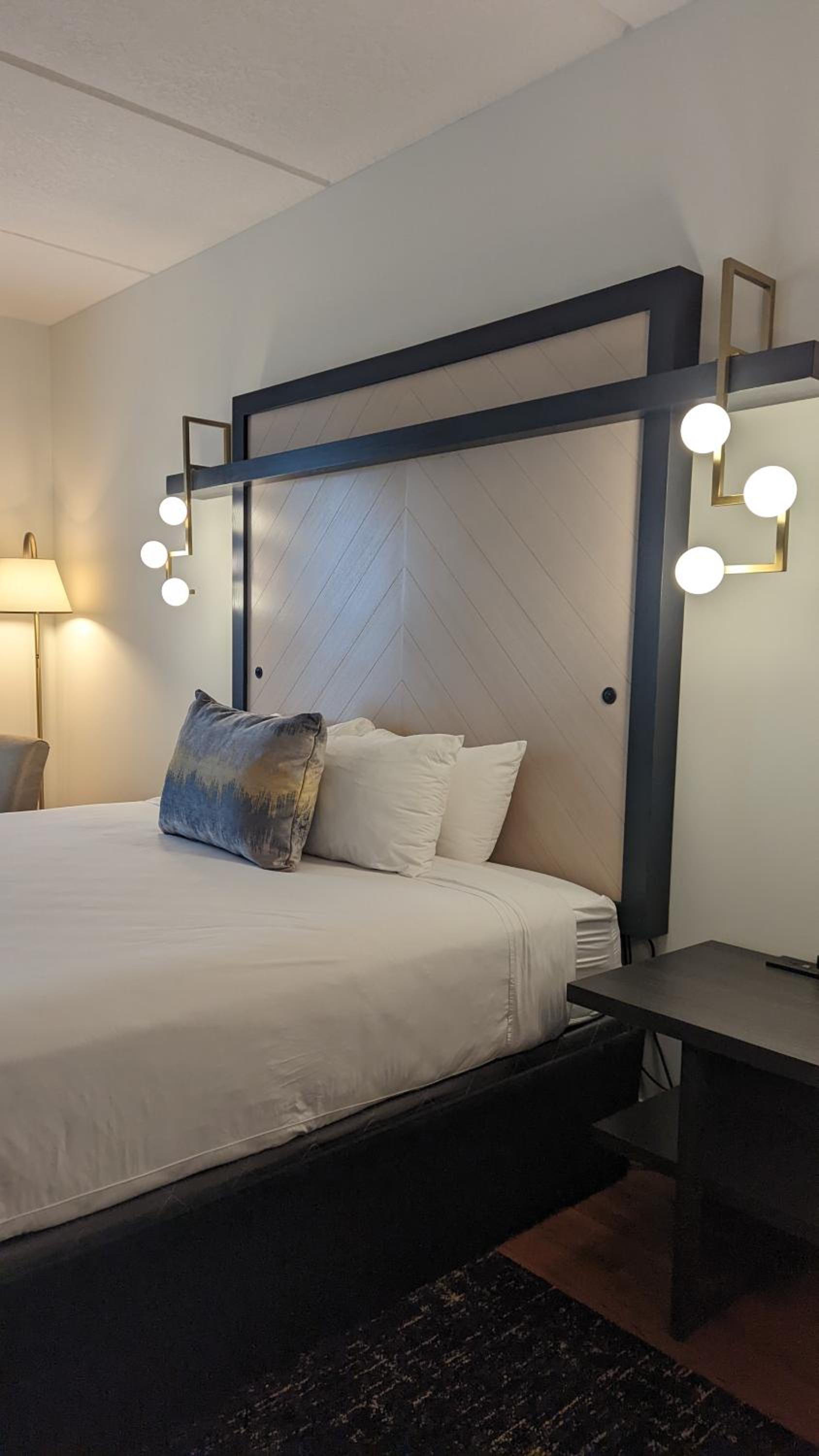 Hotel Indigo Jacksonville-Deerwood Park by IHG photo 15