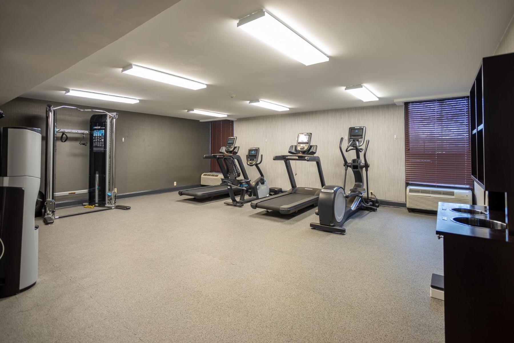 Holiday Inn Express - Newark Airport - Elizabeth by IHG photo 21