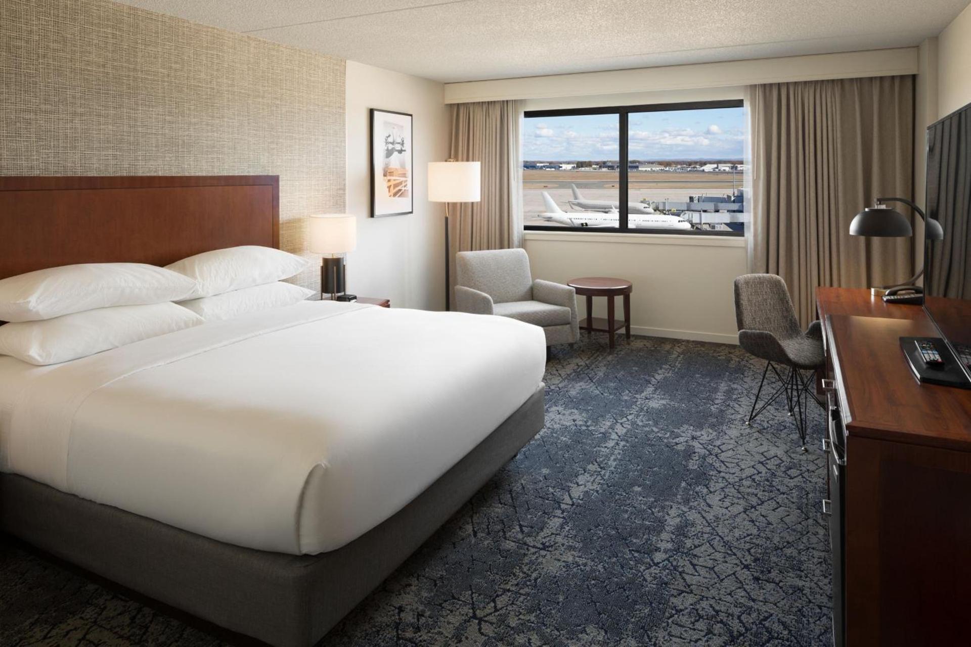 Sheraton Hartford Hotel at Bradley Airport photo 2
