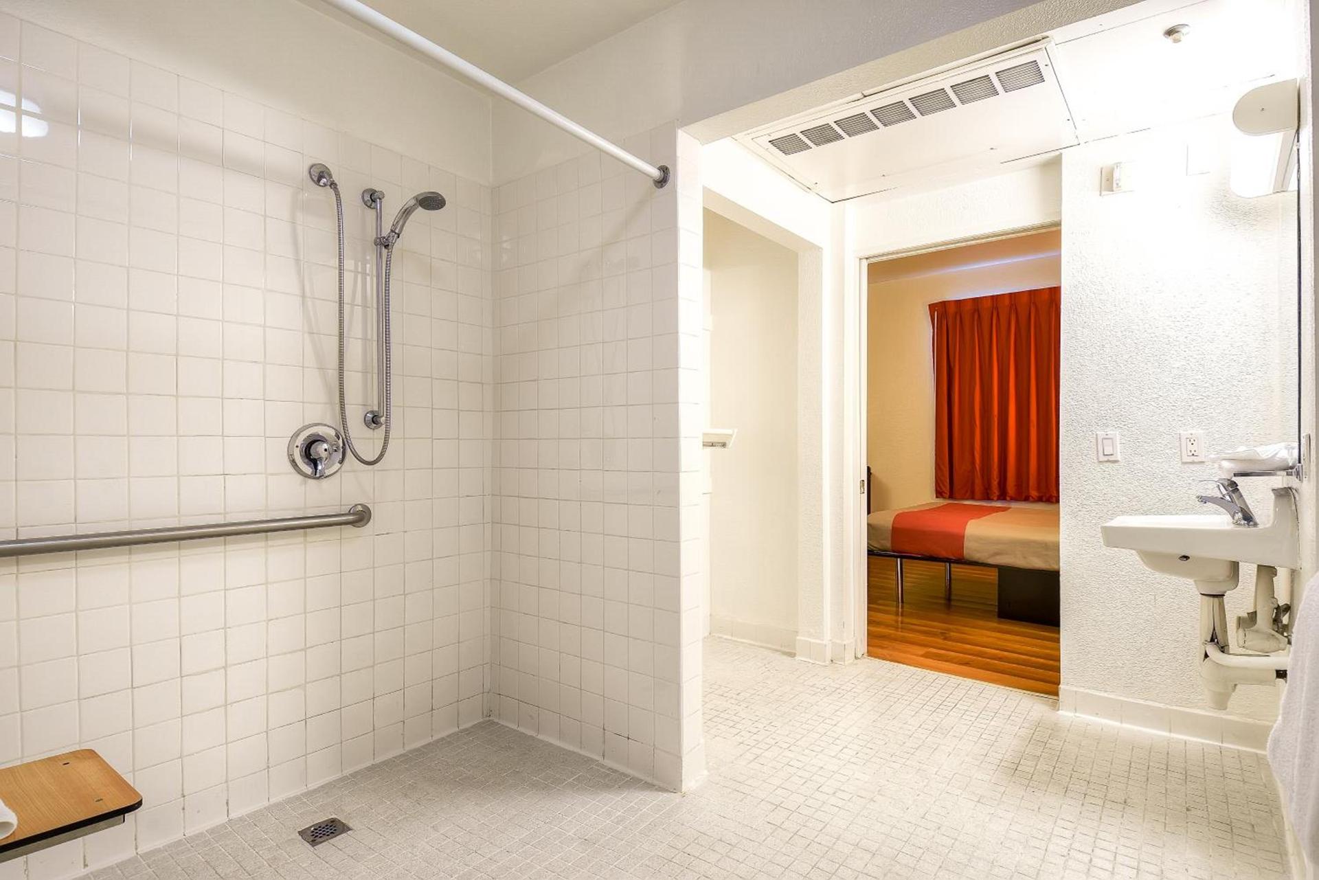 Motel 6-San Diego, CA - Downtown photo 23