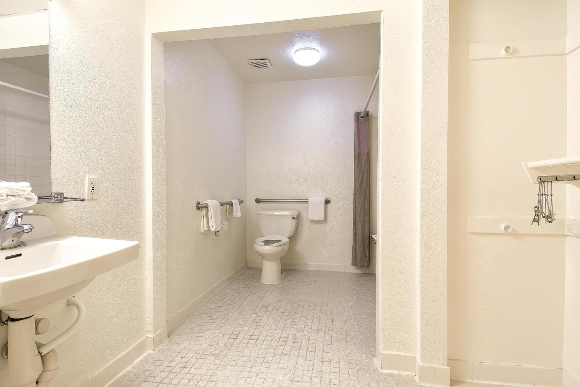 Motel 6-San Diego, CA - Downtown photo 26