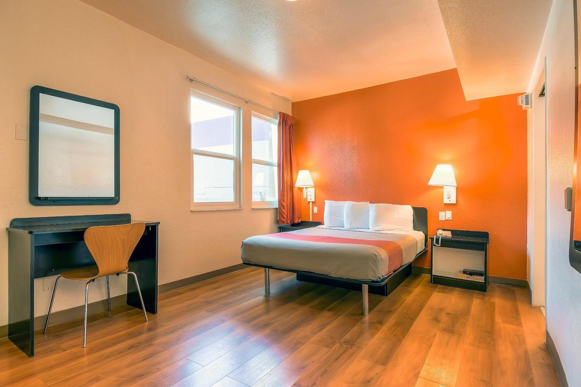 Motel 6-San Diego, CA - Downtown photo 20