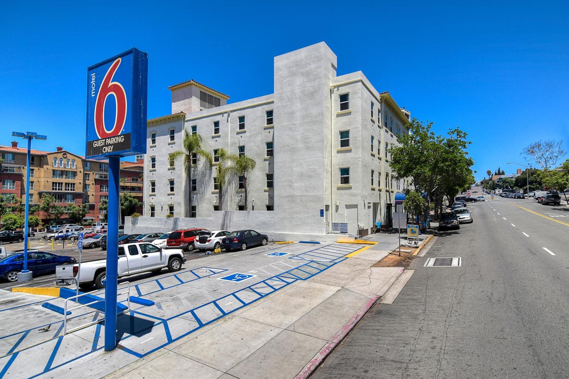 Motel 6-San Diego, CA - Downtown photo 1