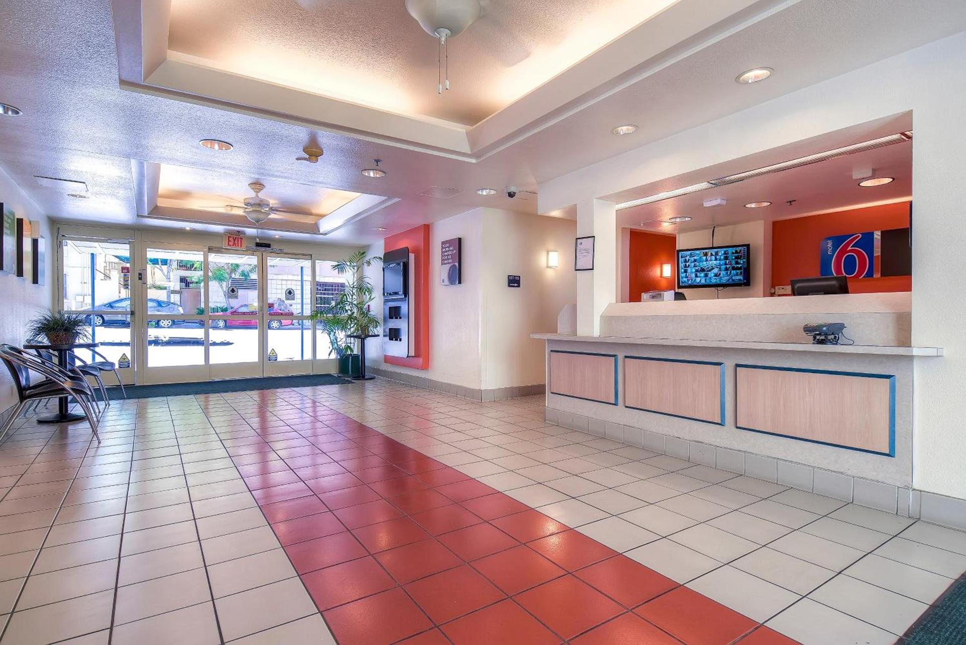 Motel 6-San Diego, CA - Downtown photo 13