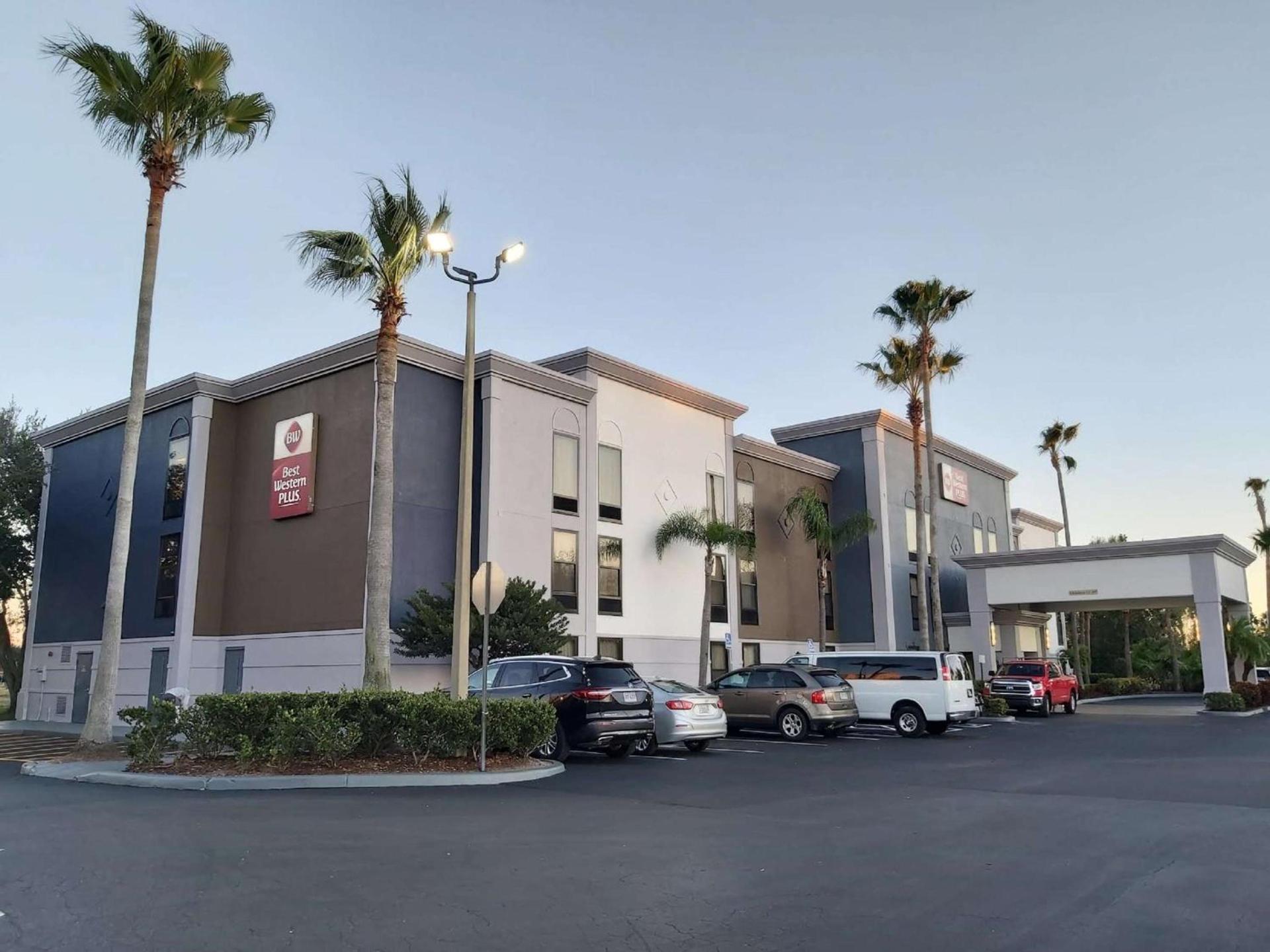 Best Western Plus Universal Inn - Free Shuttle to Universal Studios! photo 1